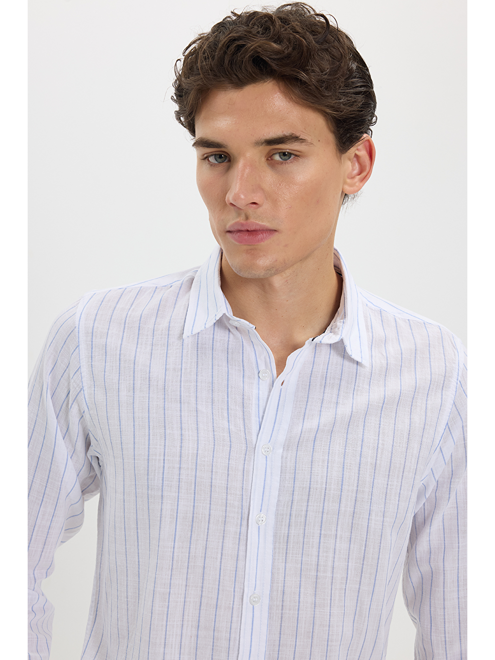 Mavi Erkek Slim Fit Dar Kesim Uzun Kollu %100 Pamuk Keten Doku Çizgili Gömlek-3