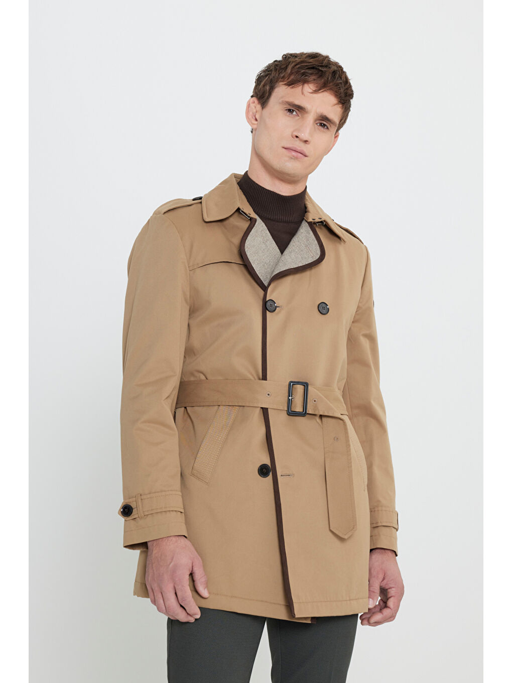 Erkek Bej Pamuklu Standart Fit Normal Kesim Gömlek Yaka Yan Cep Trençkot-2