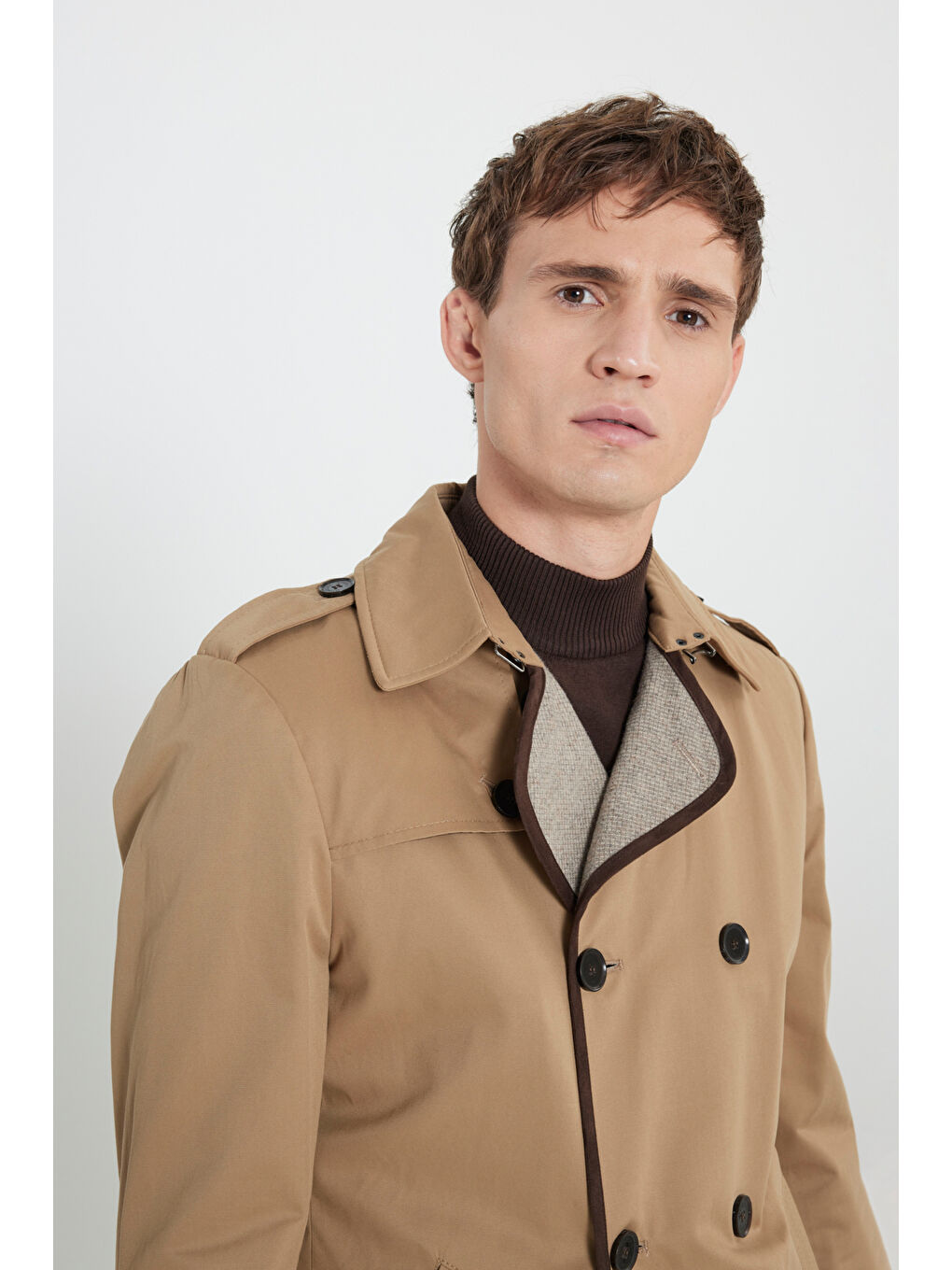 Erkek Bej Pamuklu Standart Fit Normal Kesim Gömlek Yaka Yan Cep Trençkot-3