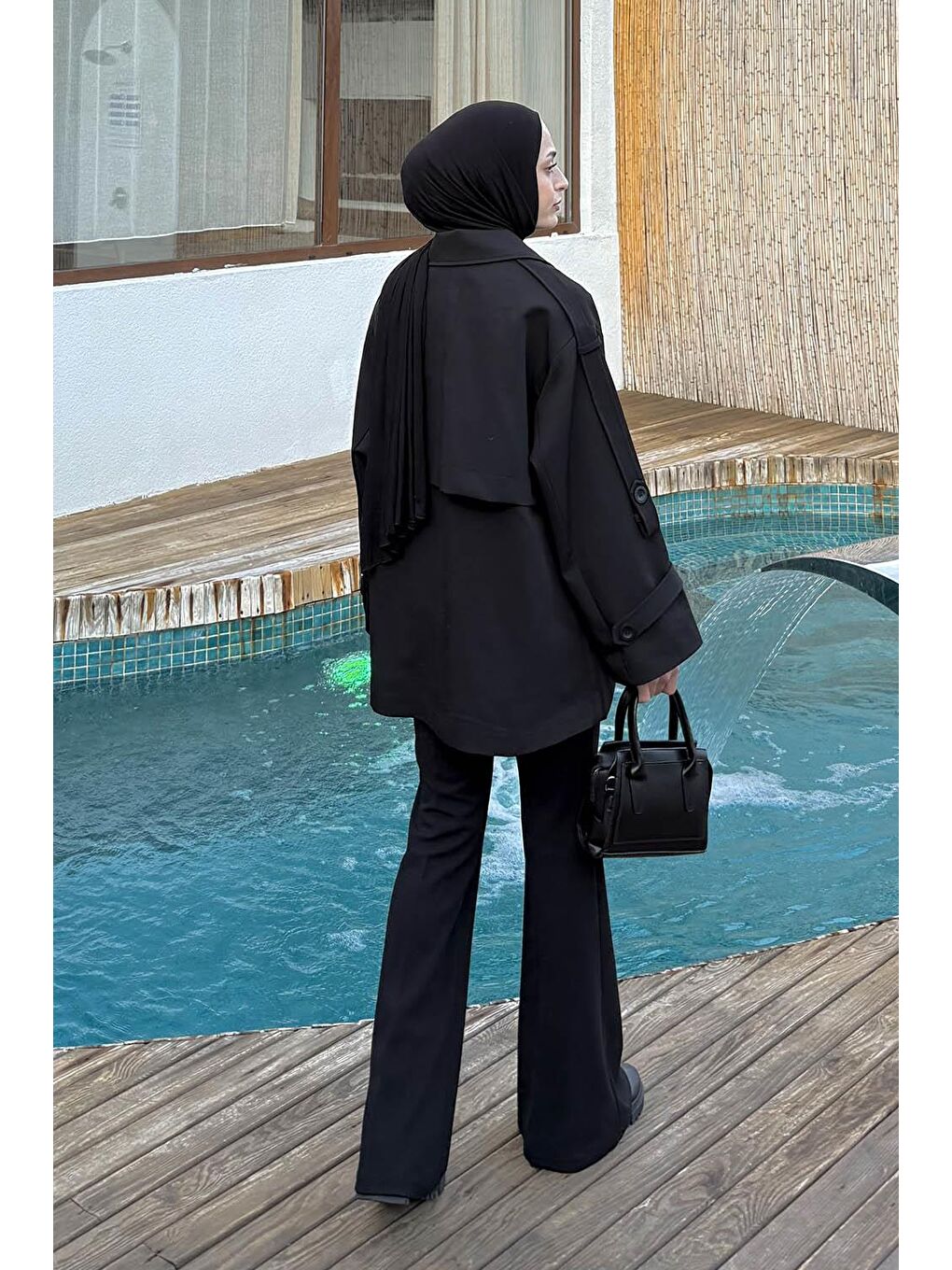 Omuz Apoletli Kısa Trençkot Siyah-3