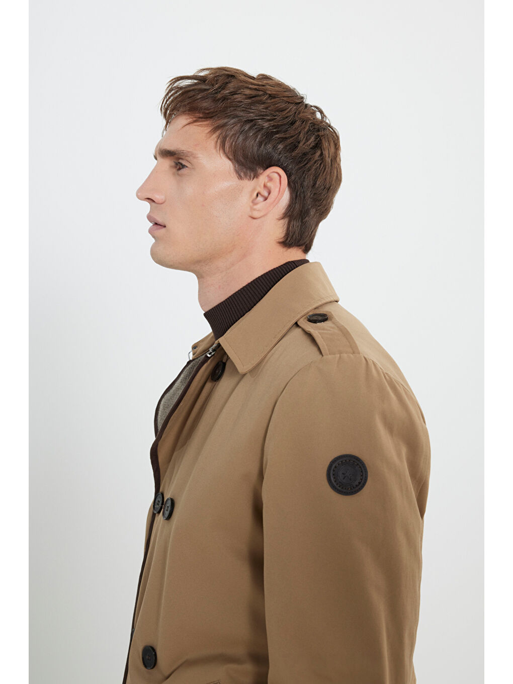 Erkek Bej Pamuklu Standart Fit Normal Kesim Gömlek Yaka Yan Cep Trençkot-4