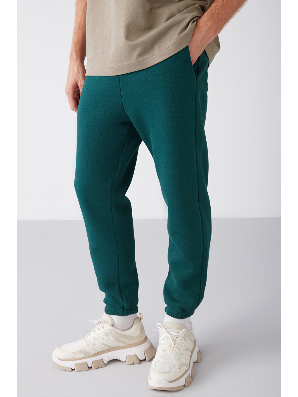 Erkek Organik Pamuklu İçi Polarlı Beli İçten Kordonlu Cepli Jogger Yeşil Eşofman Altı