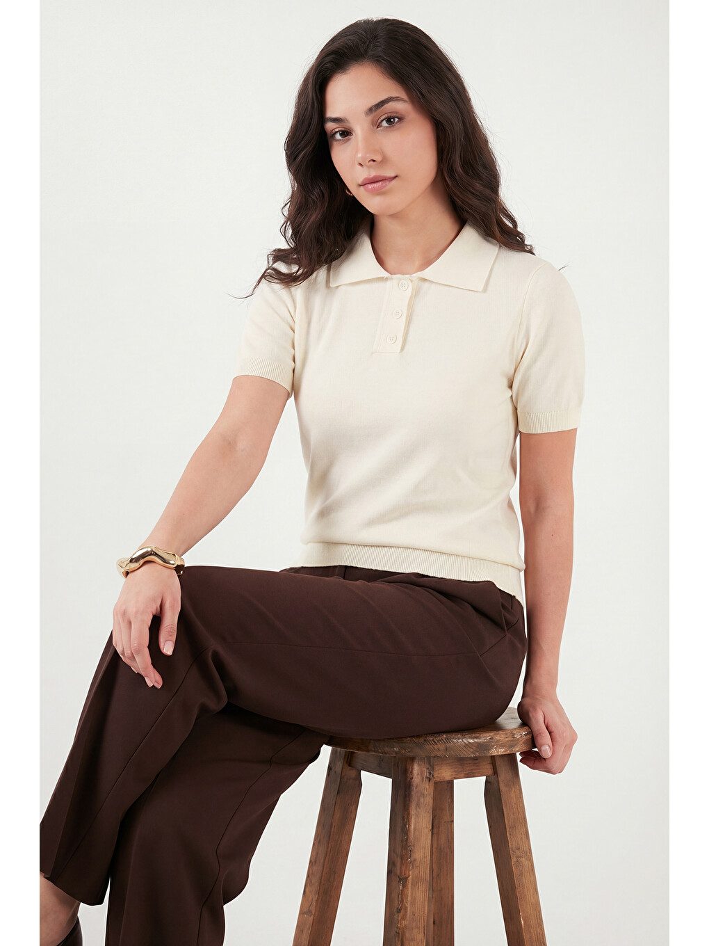 Ekru Regular Fit Kısa Kollu Düğmeli Triko Polo Yaka Kadın Kazak 4617056-2