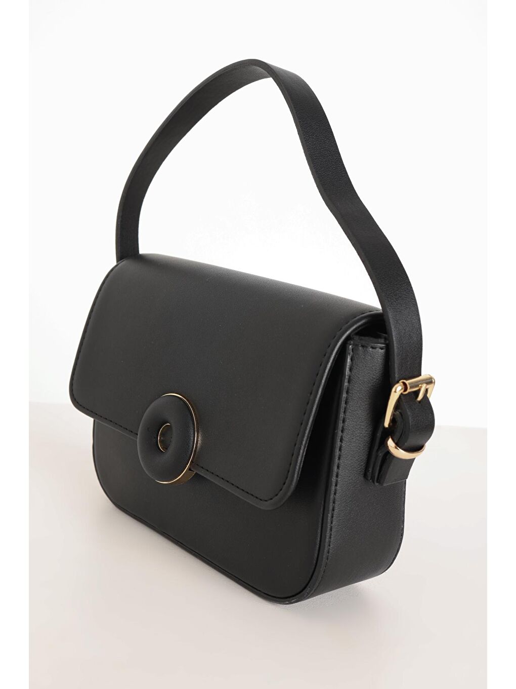 Siyah Kapaklı Omuz Ve Kol Çantası-1