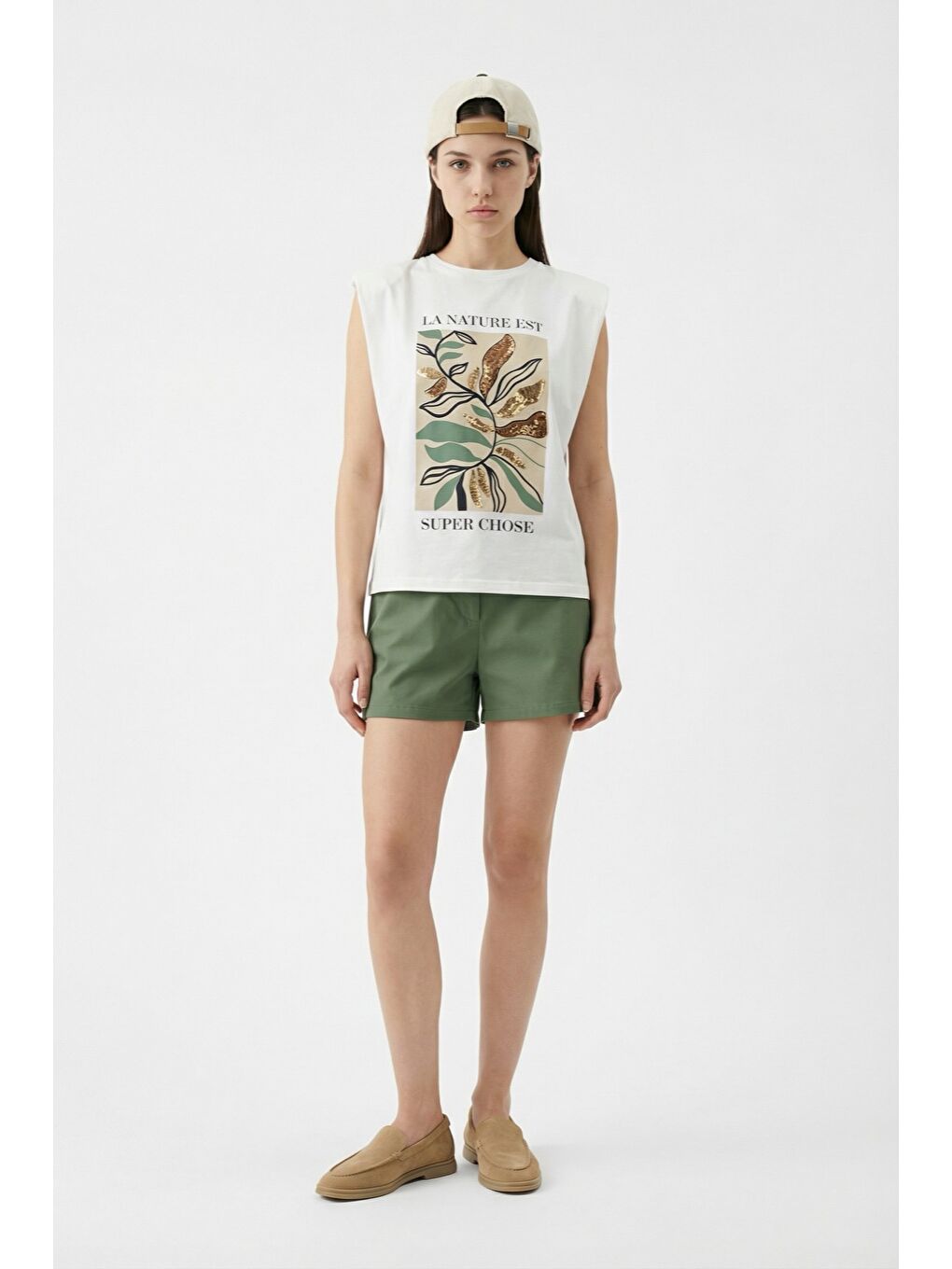 Pul İşlemeli Yaprak Baskılı Kolsuz Tişört Ekru