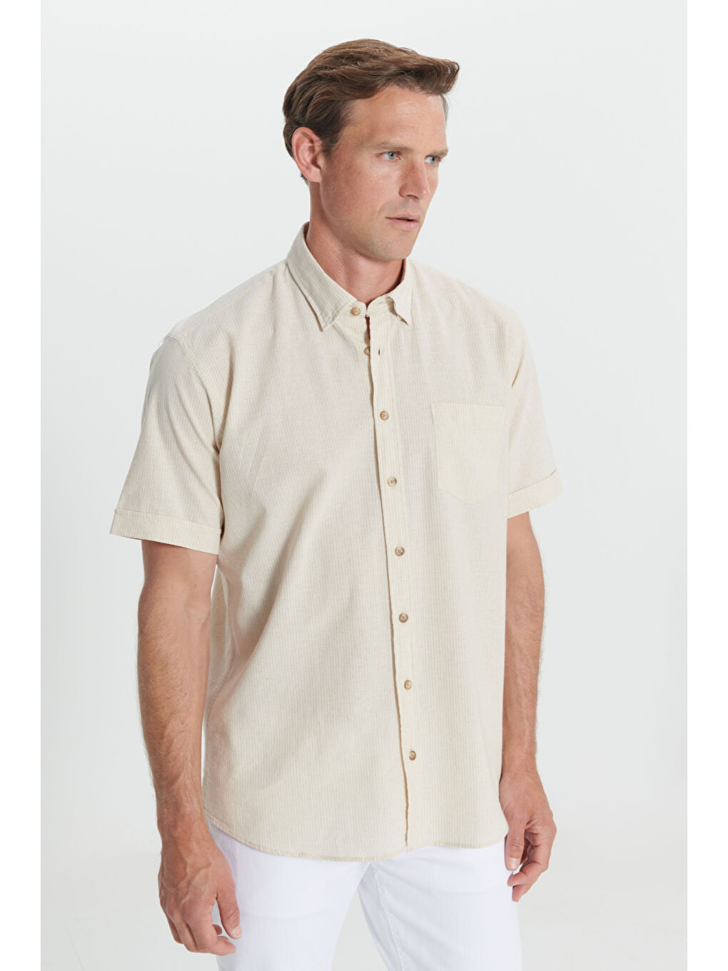 Erkek Ekru-Bej Rahat Kesim %100 Pamuk Gizli Düğmeli Yaka Gömlek-2