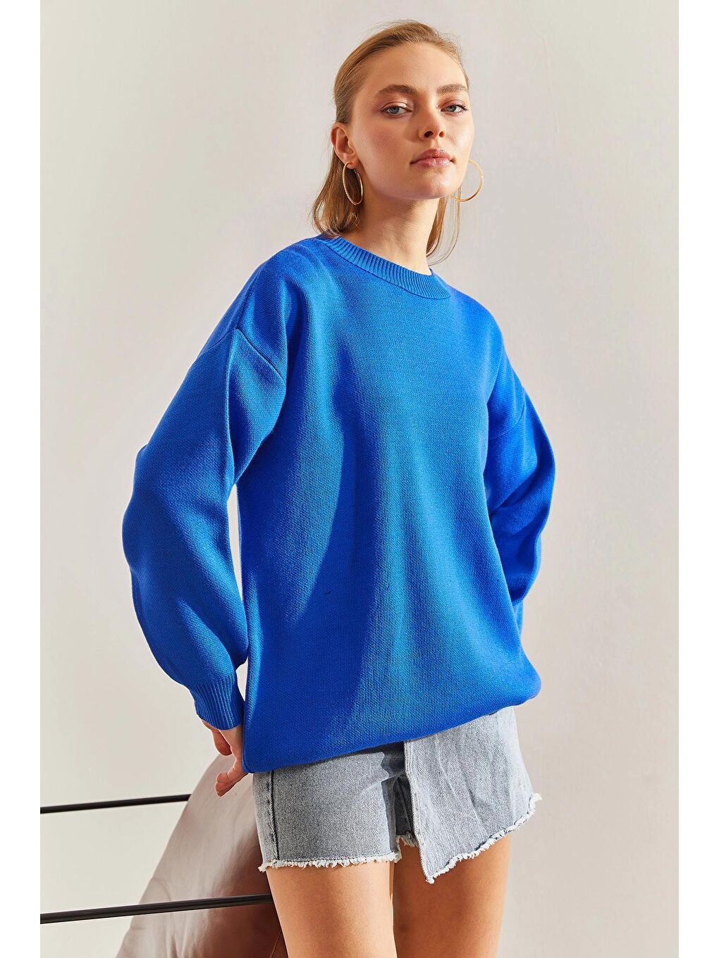 Mavi Kadın Arkası Baskılı Triko Kazak-3