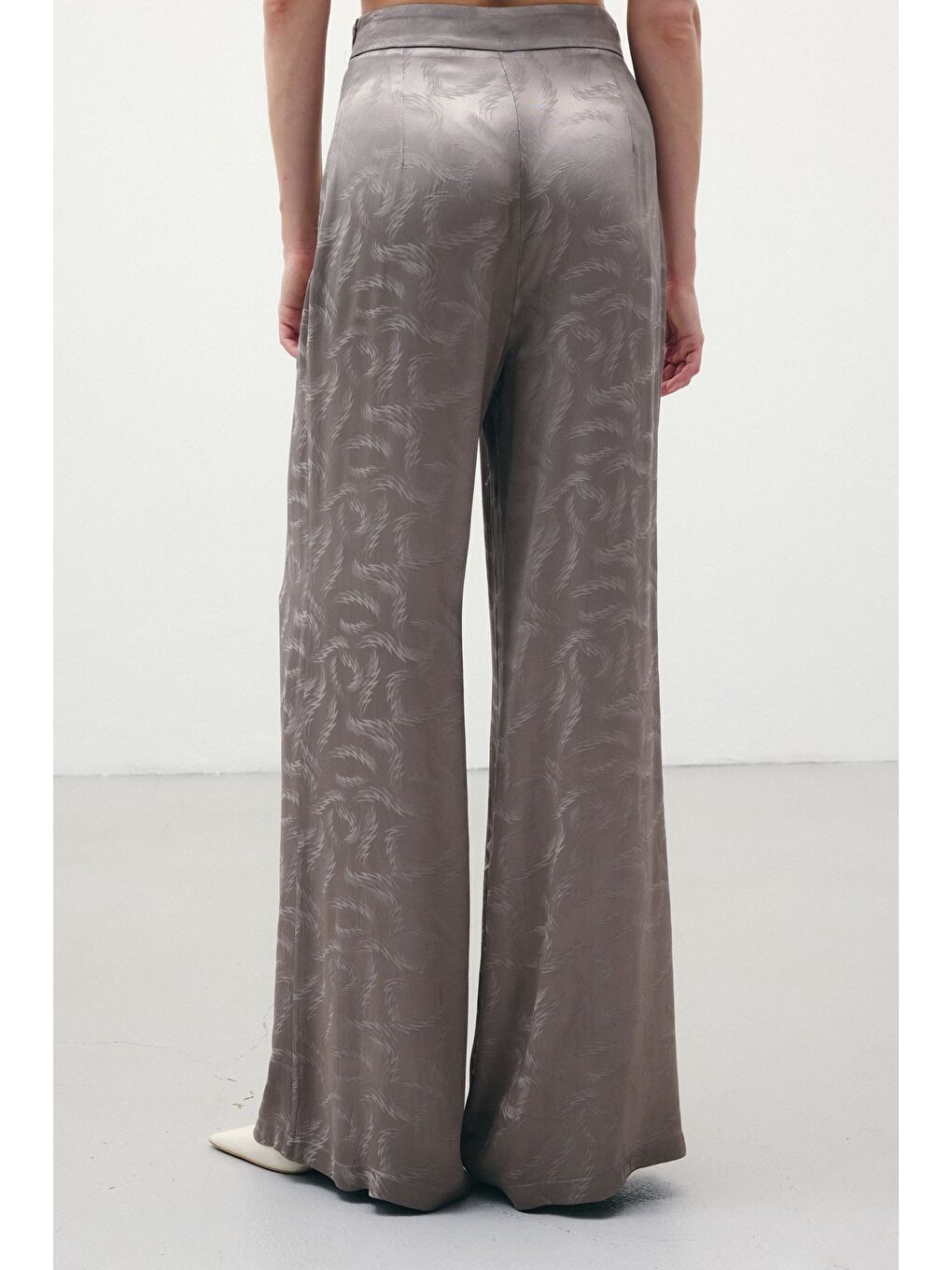 Bej Jakar Saten Pantolon - Vizon-6
