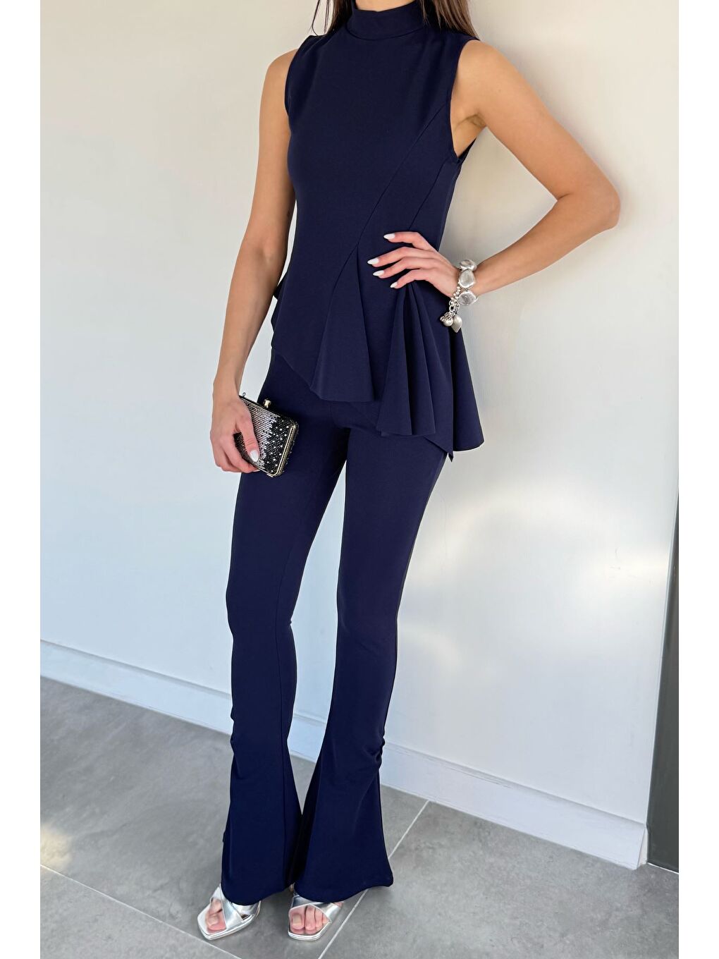 Lacivert Kadın Dik Yaka Bluz Bel Lastikli Paça Büzgülü Pantolon İkili Takım-1