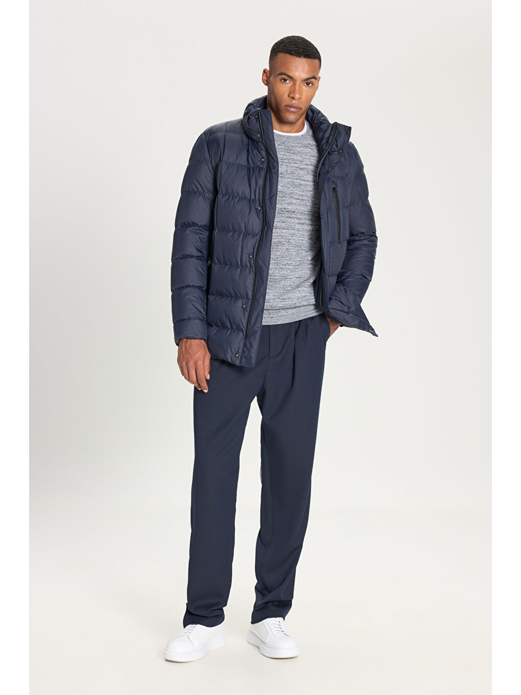 Erkek Lacivert Standart Fit Normal Kesim Dik Yaka Yan Cepli Mont-1