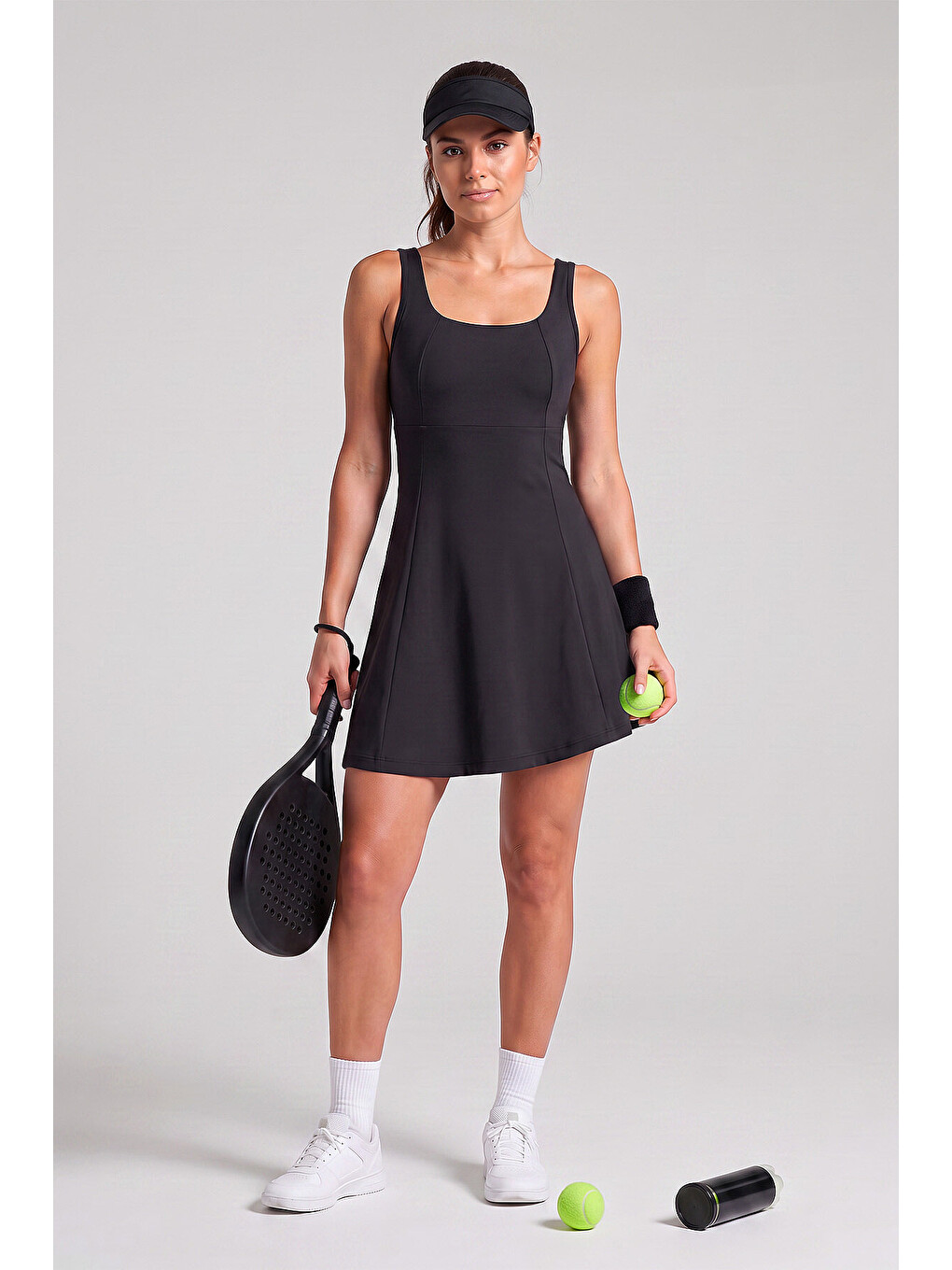 Siyah Yuvarlak Yaka Kadın Tenis Elbise - 97319
