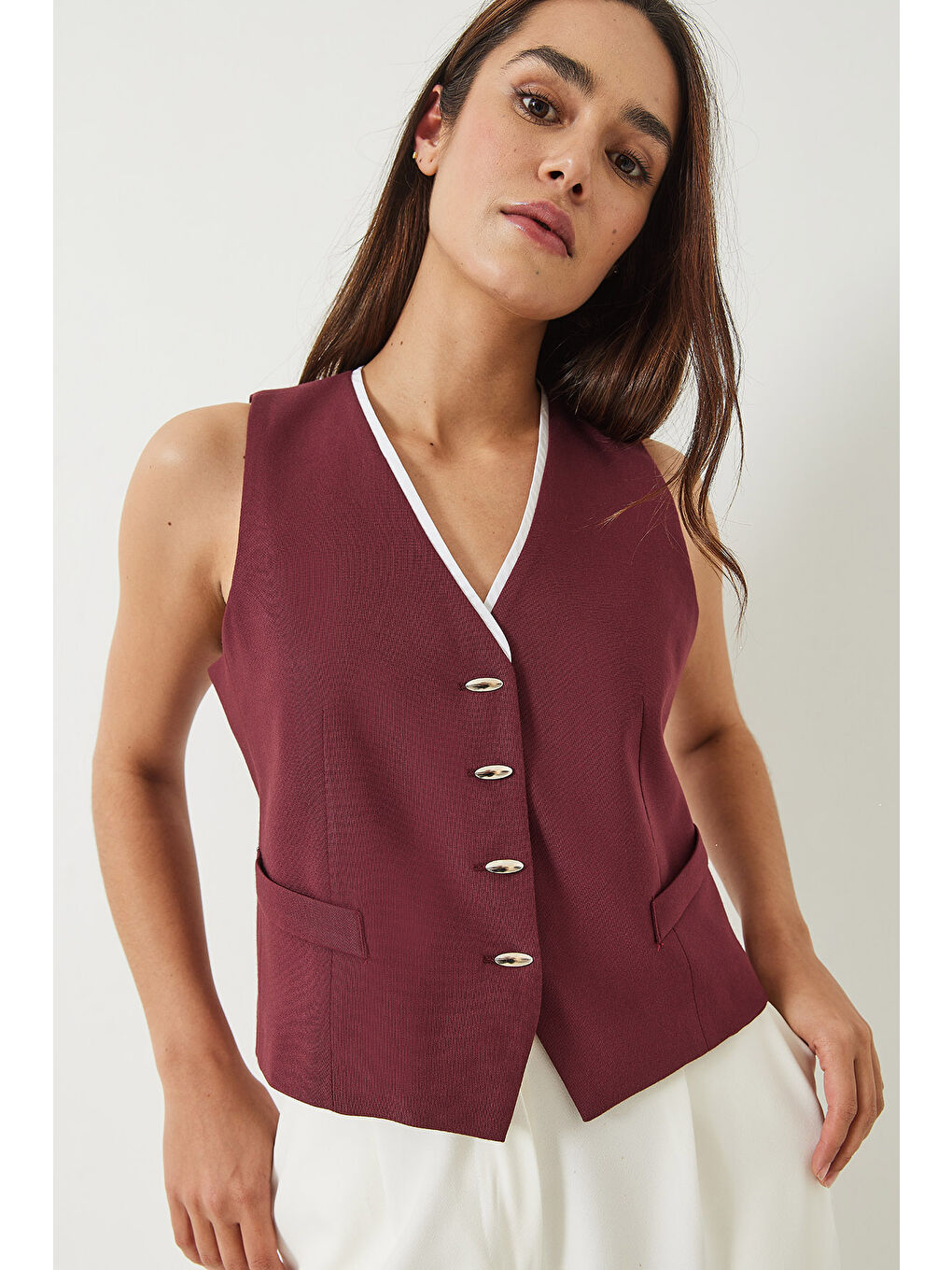 Bordo Kadın Garni Detaylı Metal Düğmeli Astarlı Yelek-3