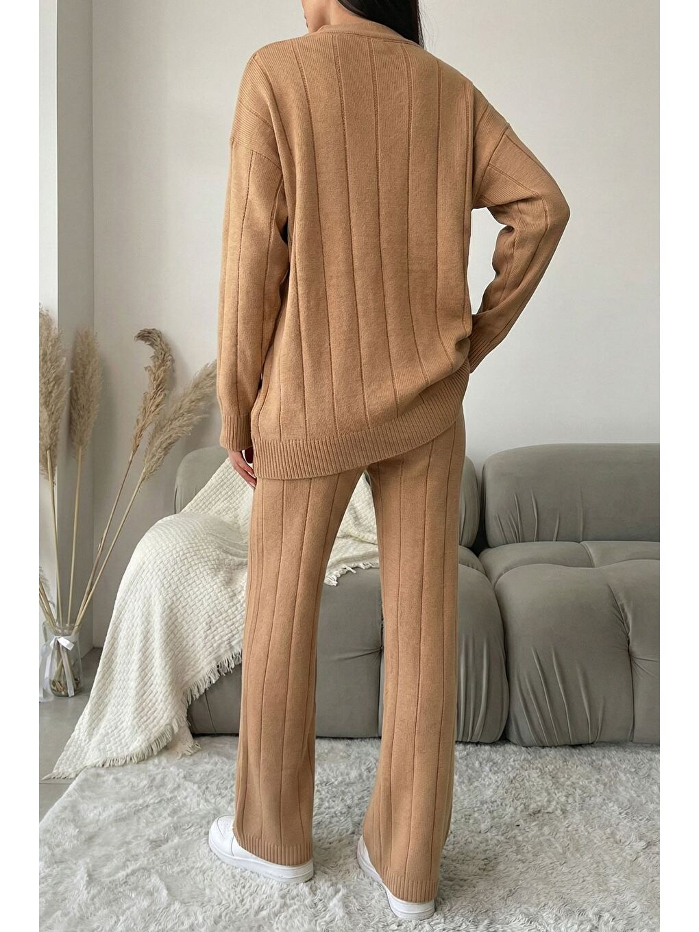 Ekru Kadın Ön Düğmeli Kendinden Çizgi Desenli Triko Hırka Pantolon İkili Takım-1