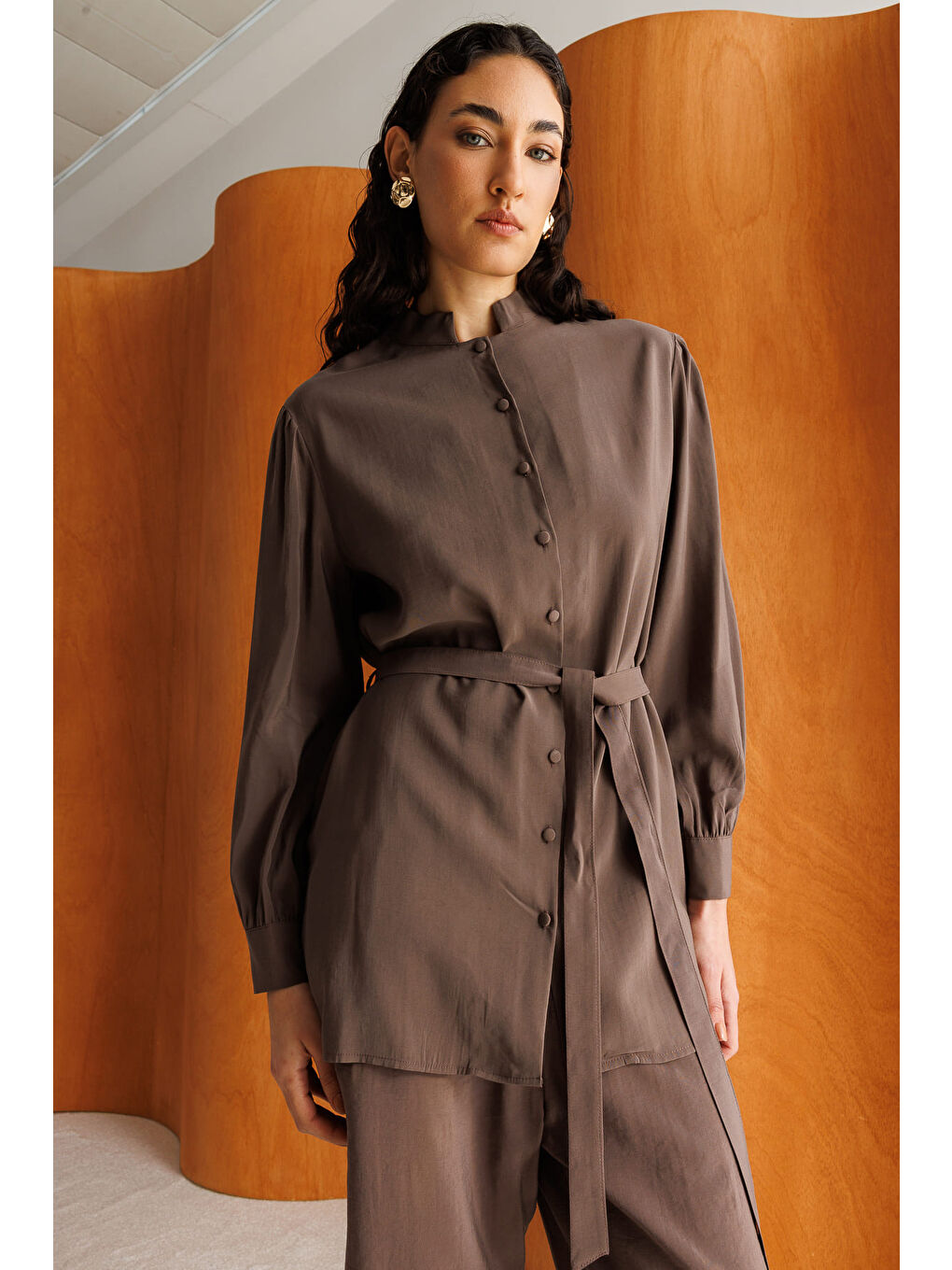 Hakim Yaka Modal Dokulu Kahverengi Tunik-2