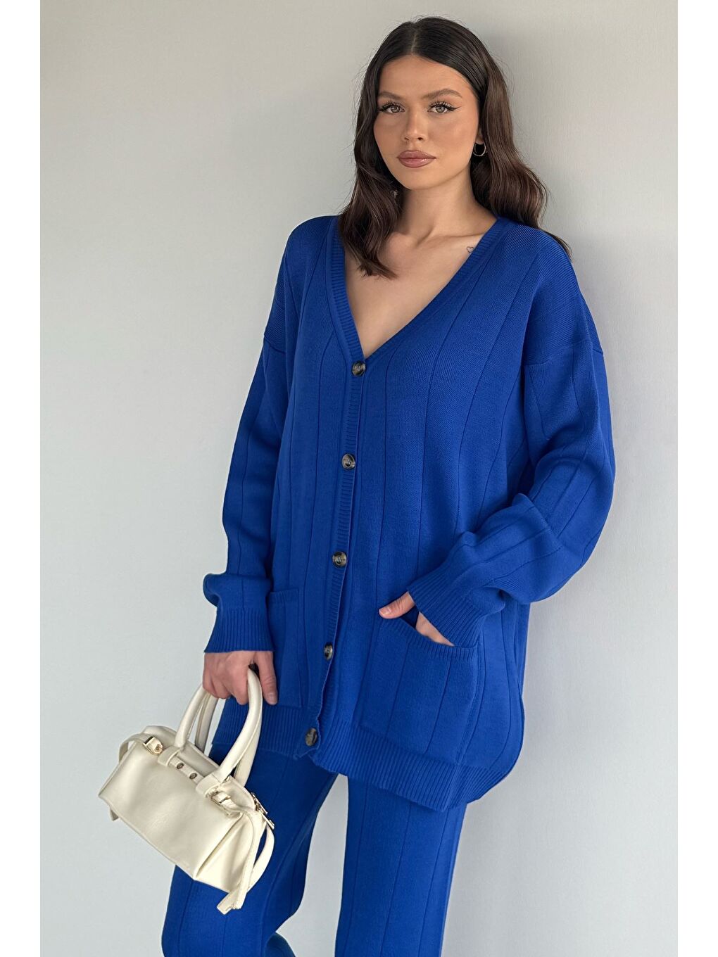 Mavi Kadın Ön Düğmeli Kendinden Çizgi Desenli Triko Hırka Pantolon İkili Takım-2