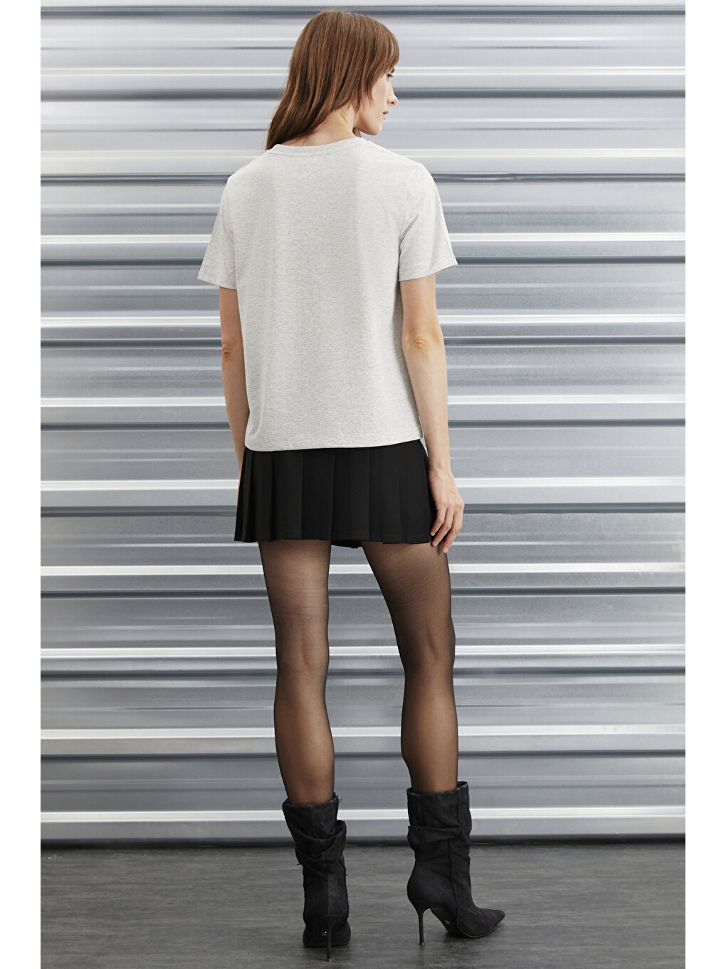 Glenda Kadın Nakış İşlemeli Regular Fit %100 Organik Pamuklu Örme Bisiket Yakalı Gri Melanj T-shirt-4