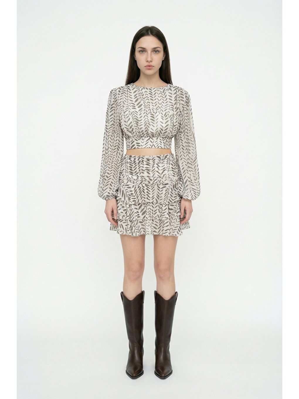 Desenli Fırfırlı Mini Etek Haki