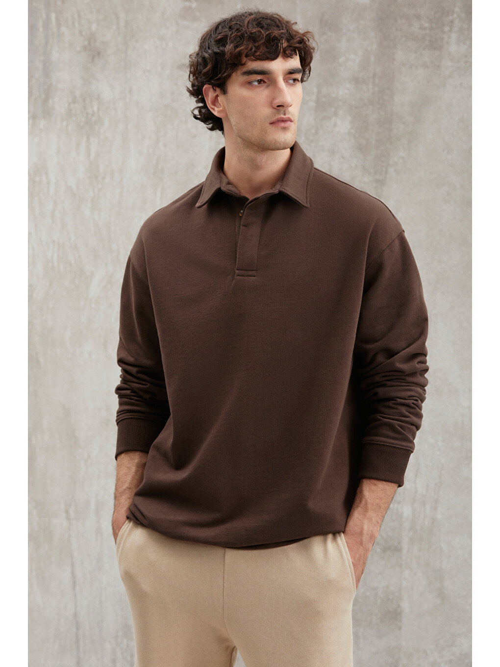 John Erkek Polo Sweat Gömlek Yakalı Organik Pamuklu Yırtmaçlı İçi Polarsız Koyu Kahverengi Sweatshir-2