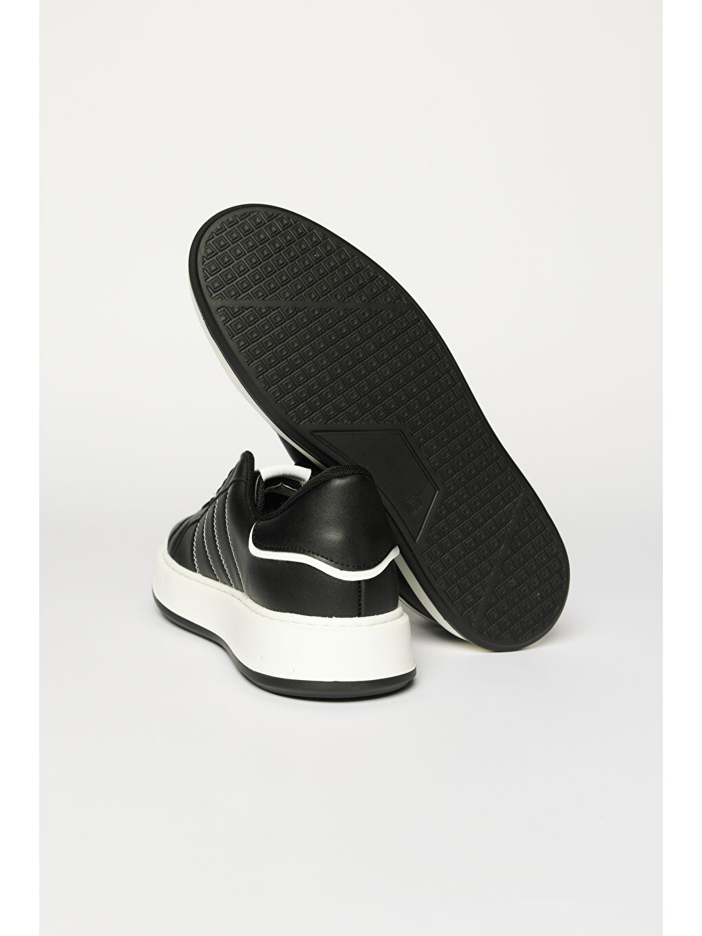 Erkek Siyah-Beyaz Sneaker Ayakkabı-4