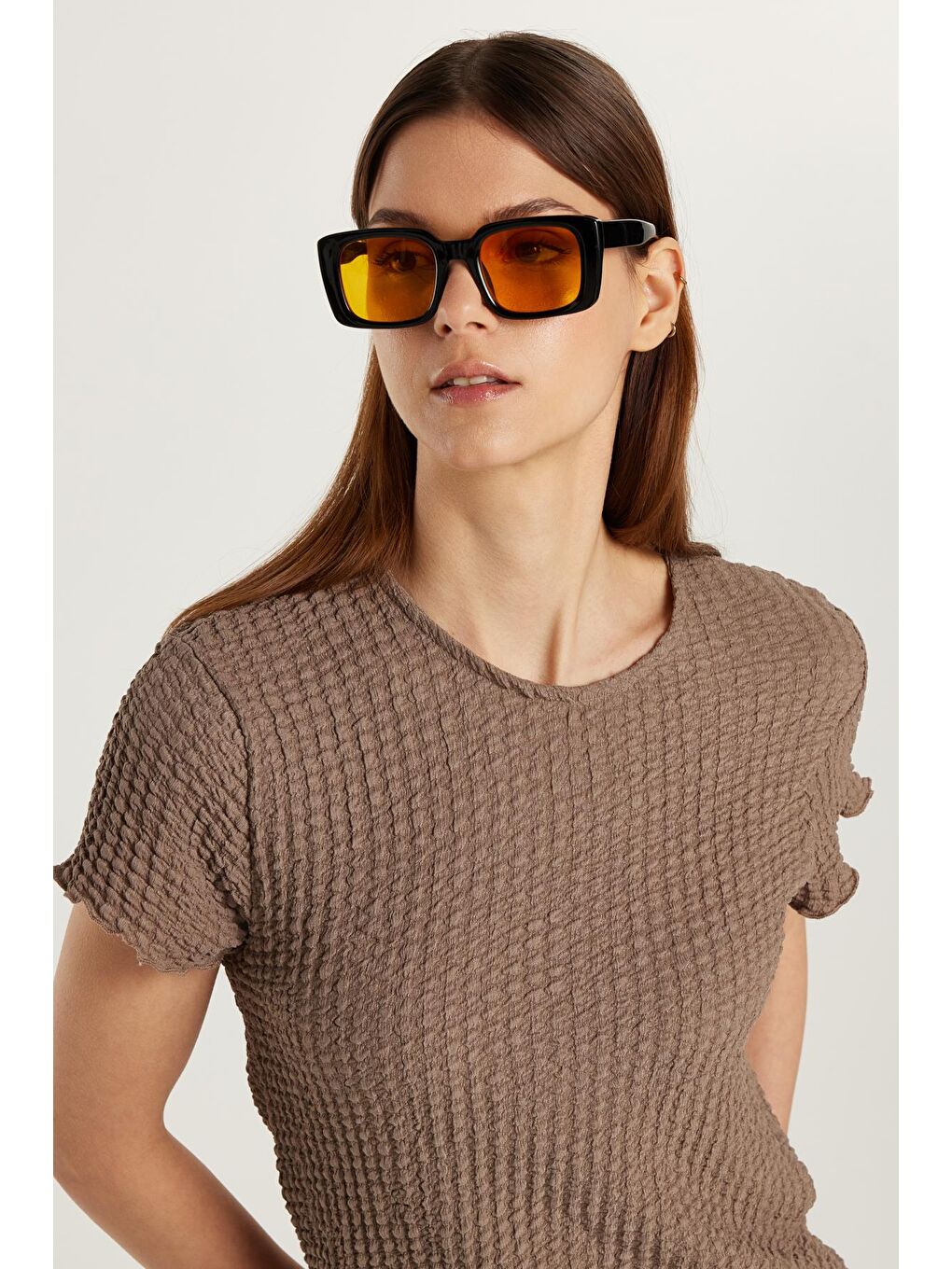 Bej Kadın Slim Fit Dar Kesim Kısa Kollu Bisiklet Yaka Vizon Tişört-1