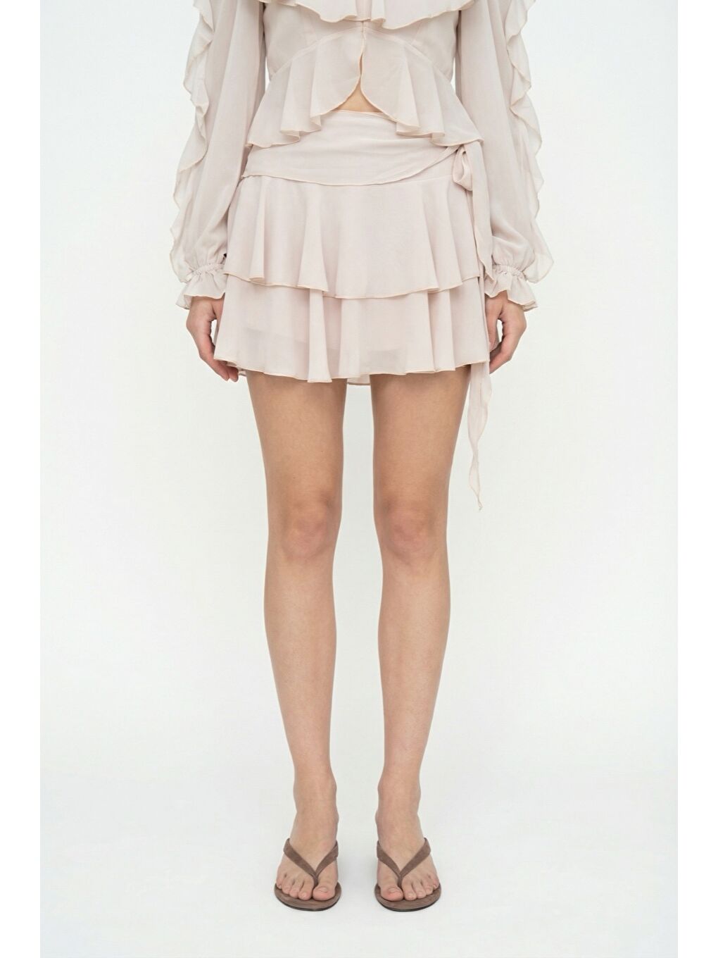 Bağlamalı Fırfırlı Mini Etek Bej-1