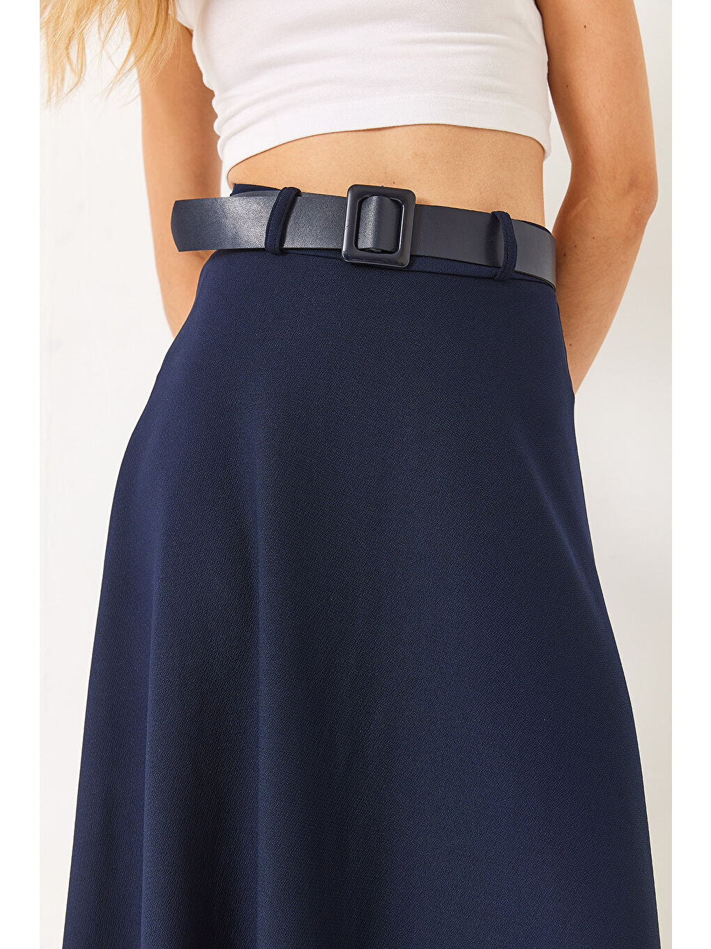 Lacivert Kadın Kemerli Kloş Örme Maxi Boy Etek-5