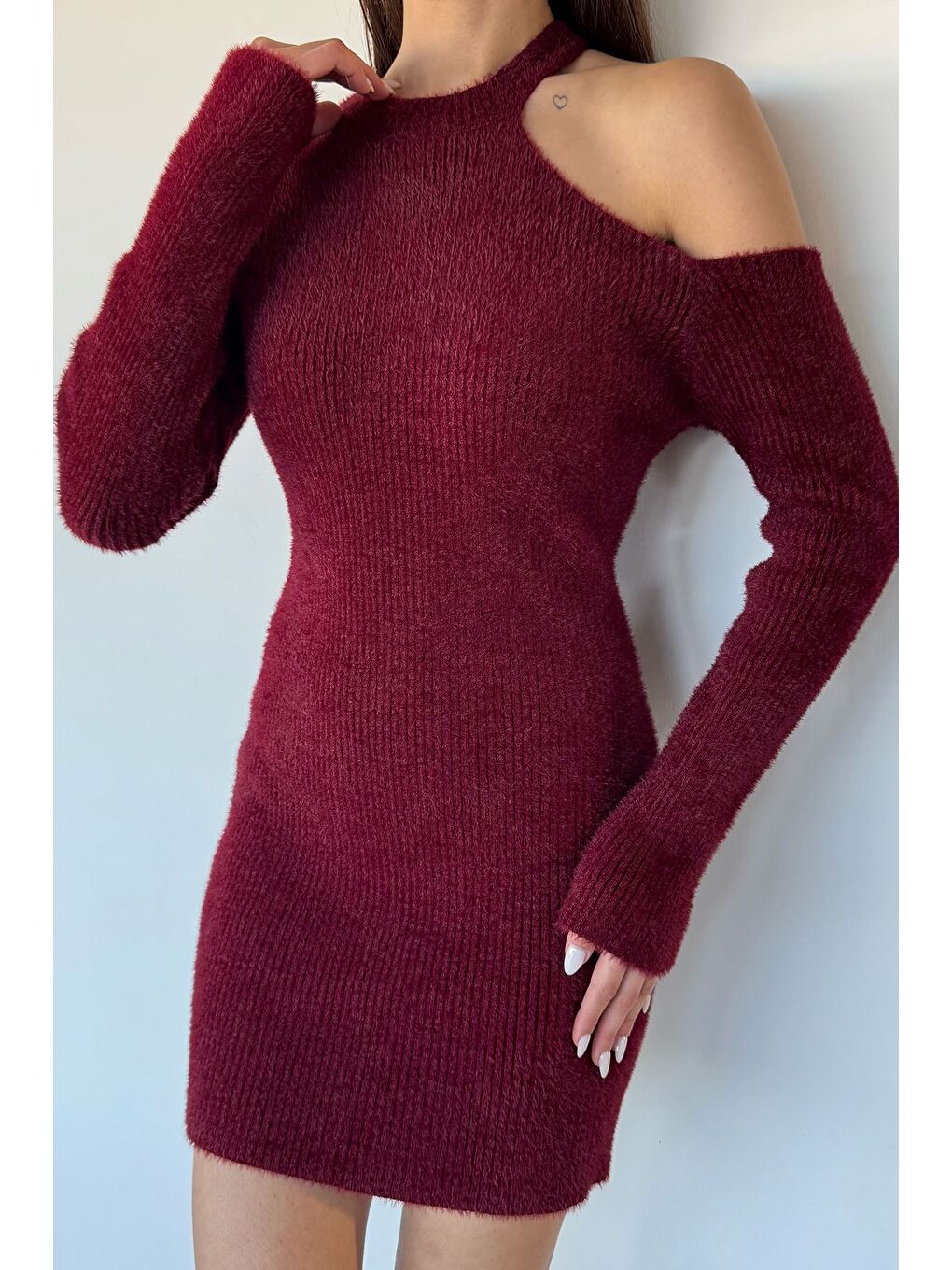 Bordo Tek Omuz Dekolteli Angora Kumaş Triko Elbise-1