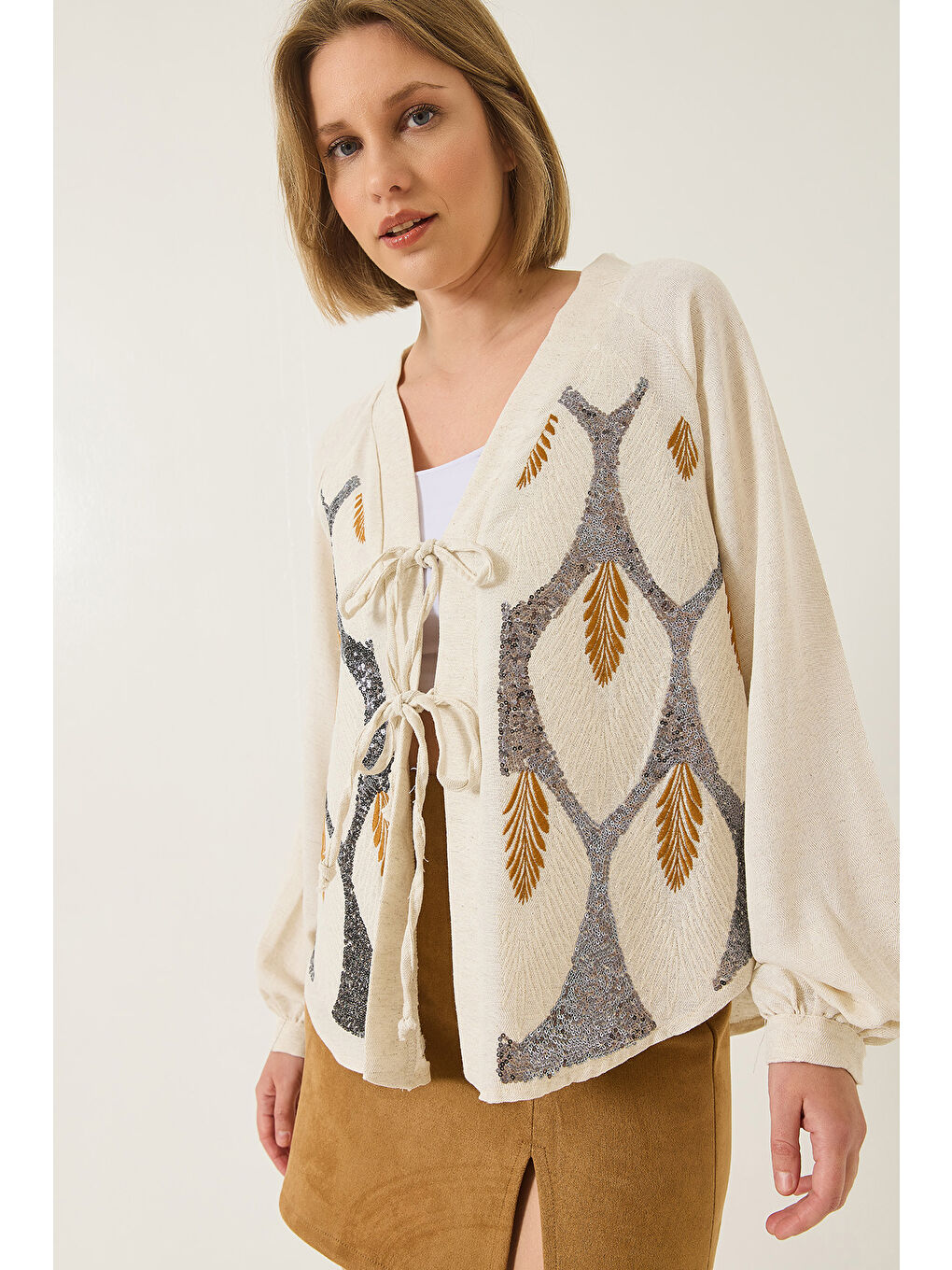 Bej Kadın Keten Pul Payet Nakışlı Bağlama Detaylı Kimono MH--4