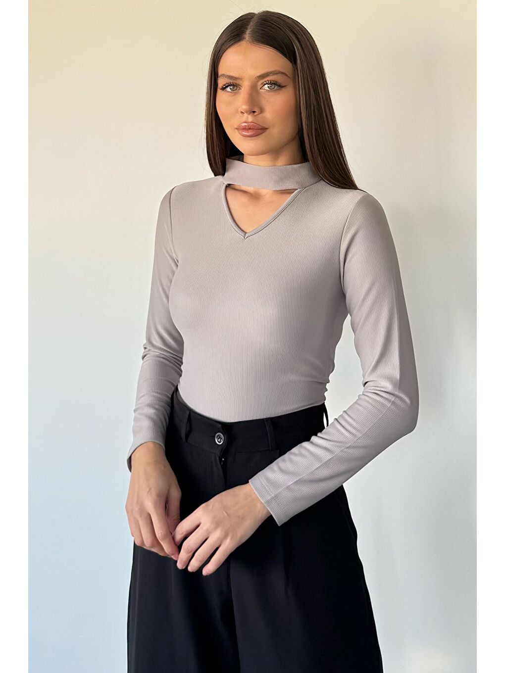 Gri Kadın Ön Pencereli Kendinden Çizgi Desenli Bluz