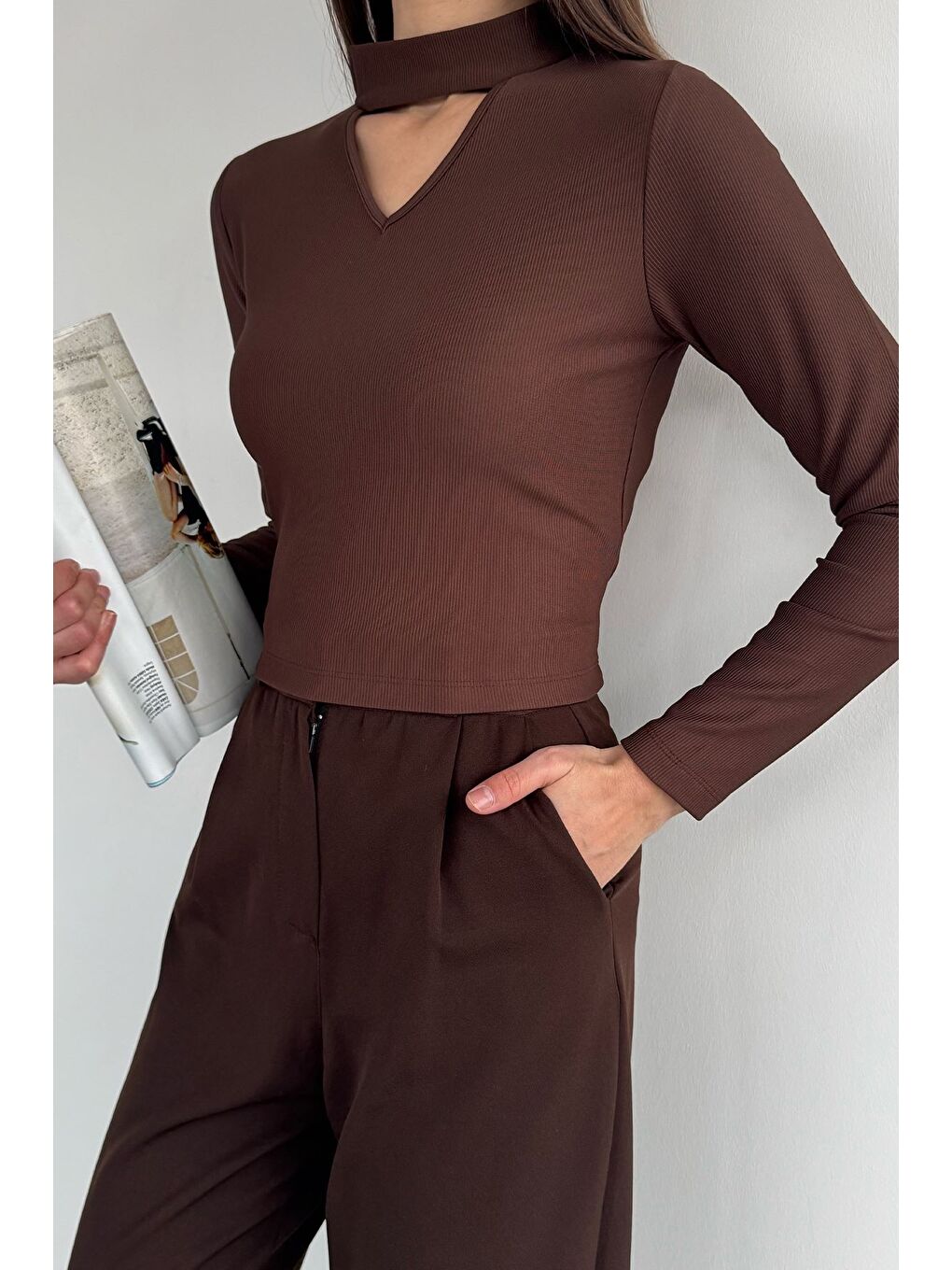 Kahverengi Kadın Ön Pencereli Kendinden Çizgi Desenli Bluz