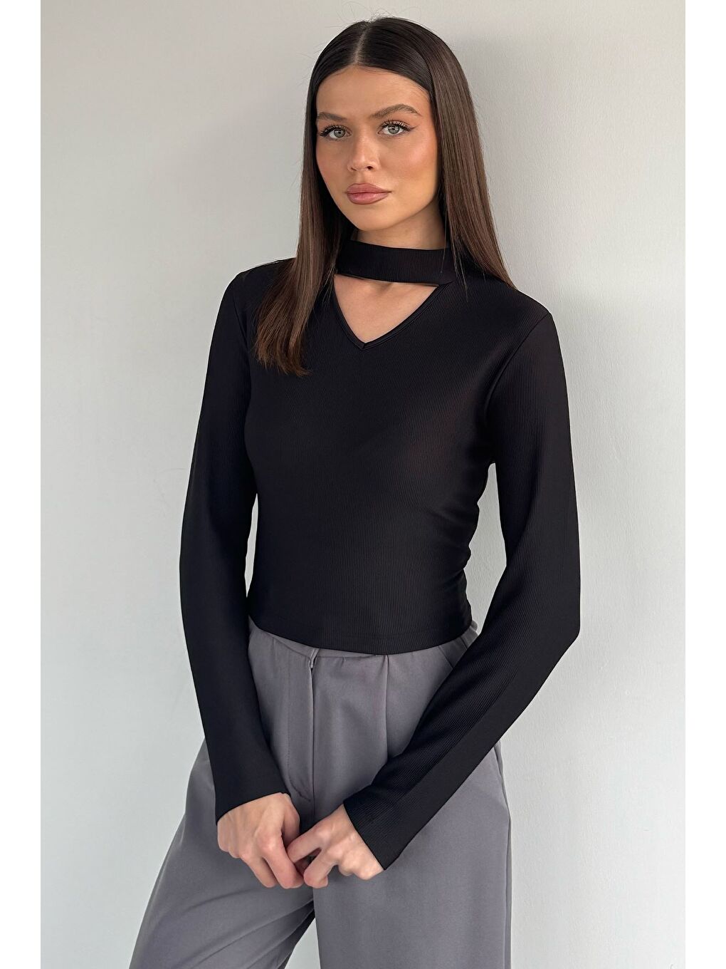 Siyah Kadın Ön Pencereli Kendinden Çizgi Desenli Bluz-1