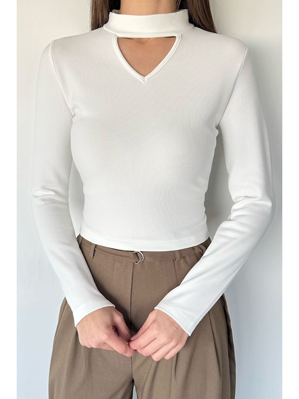 Ekru Kadın Ön Pencereli Kendinden Çizgi Desenli Bluz-2