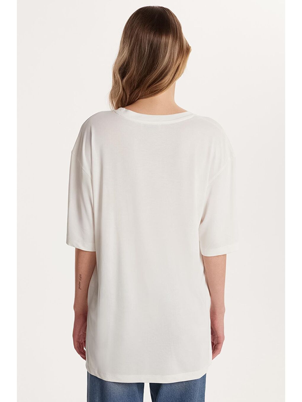 Kadın Modal Kumaş Regular Fit Kısa Kollu Bisiklet Yaka Ekru Tişört-4