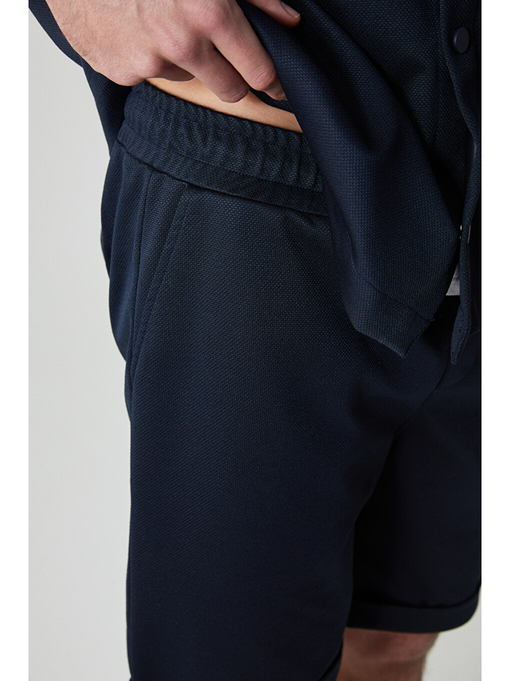 Ardıan Erkek Comfort Fit Cepli Kordonlu Lastikli Bel Lacivert Şort & Bermuda-1