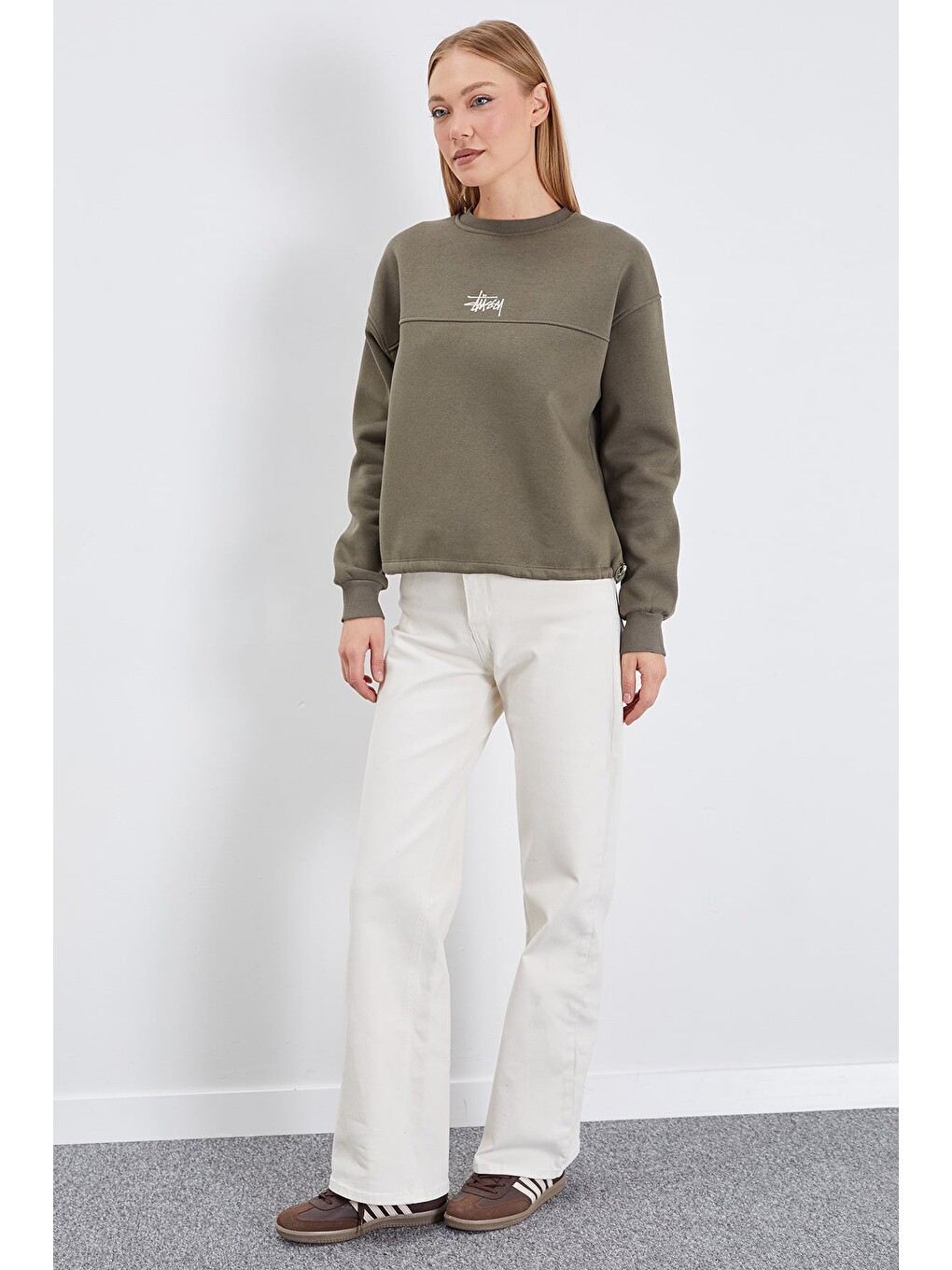 Haki 3 İplik İmza Nakışlı Stoperli Oversize Sweatshirt-3