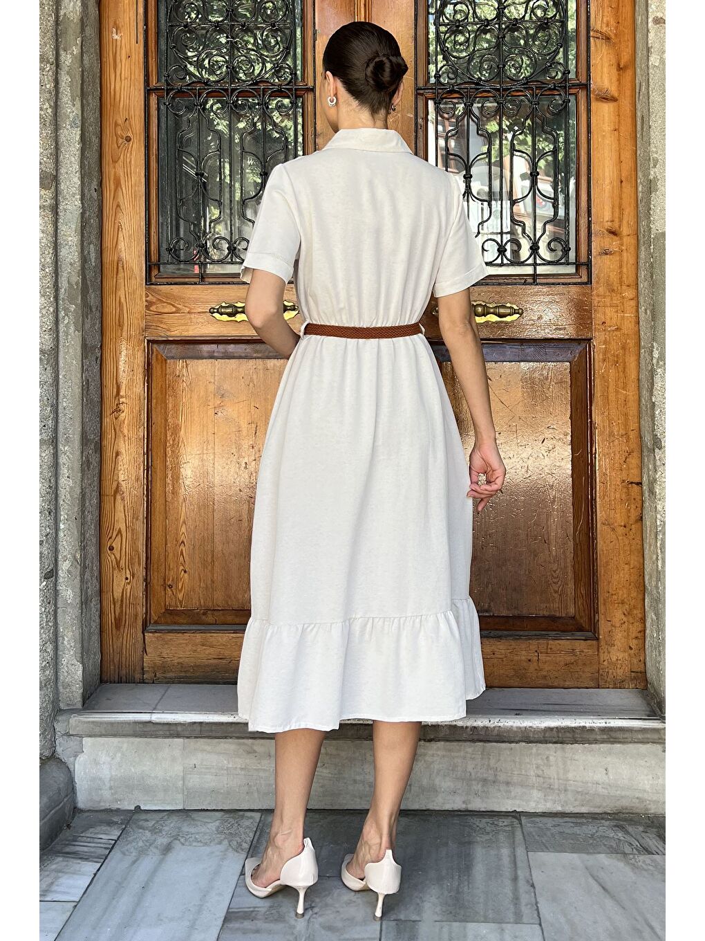 Bej Boydan Düğmeli Kemerli Keten Elbise-2