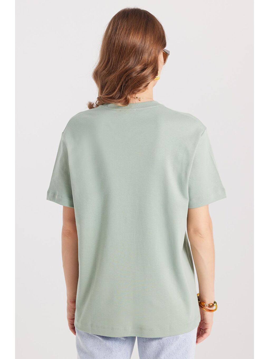 Kadın Relax Fit Rahat Kesim %100 Pamuk Yumuşak Dokulu Hafif Kalın Basic Bisiklet Yaka Yeşil Tişört-6