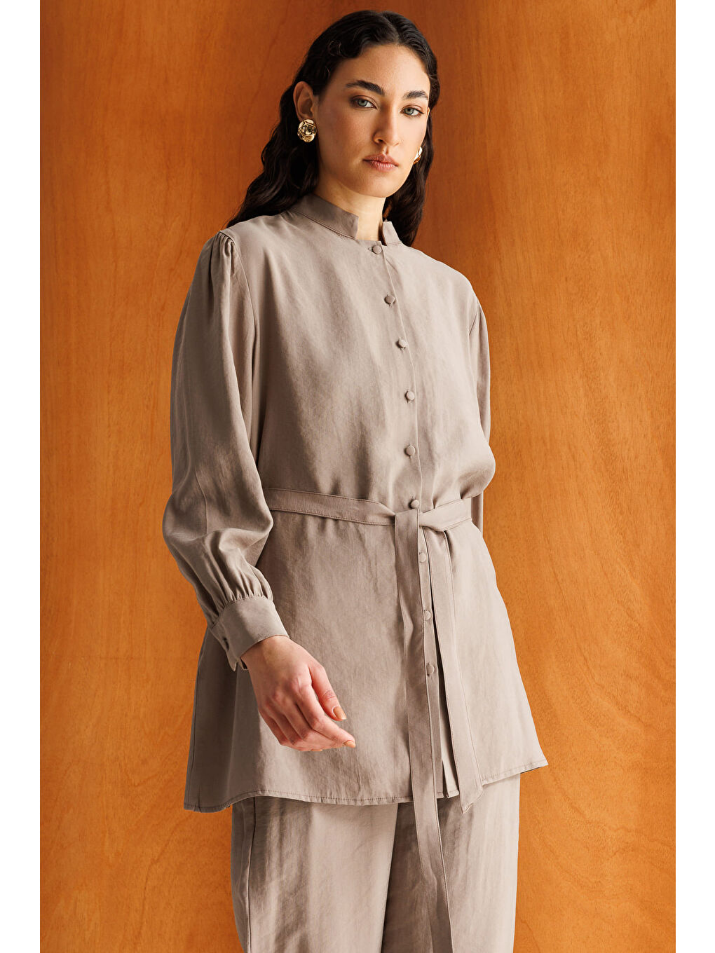 Hakim Yaka Modal Dokulu Bej Rengi Tunik-3