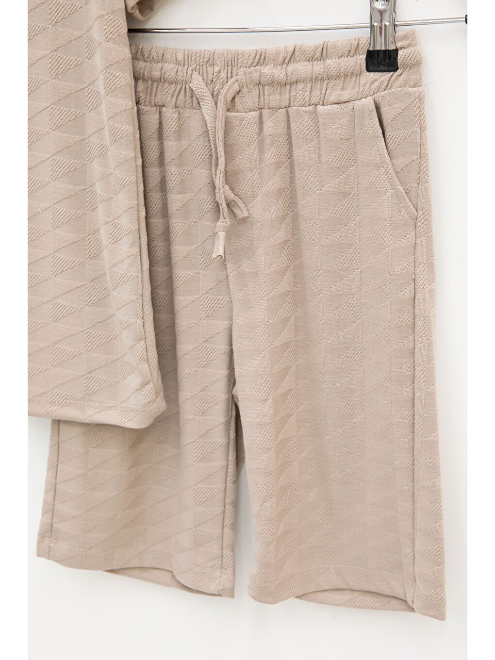 Kahverengi Kahve Kare Desenli Bisiklet Yaka Tişörtlü Erkek Çocuk Şortlu Takım 20784-3