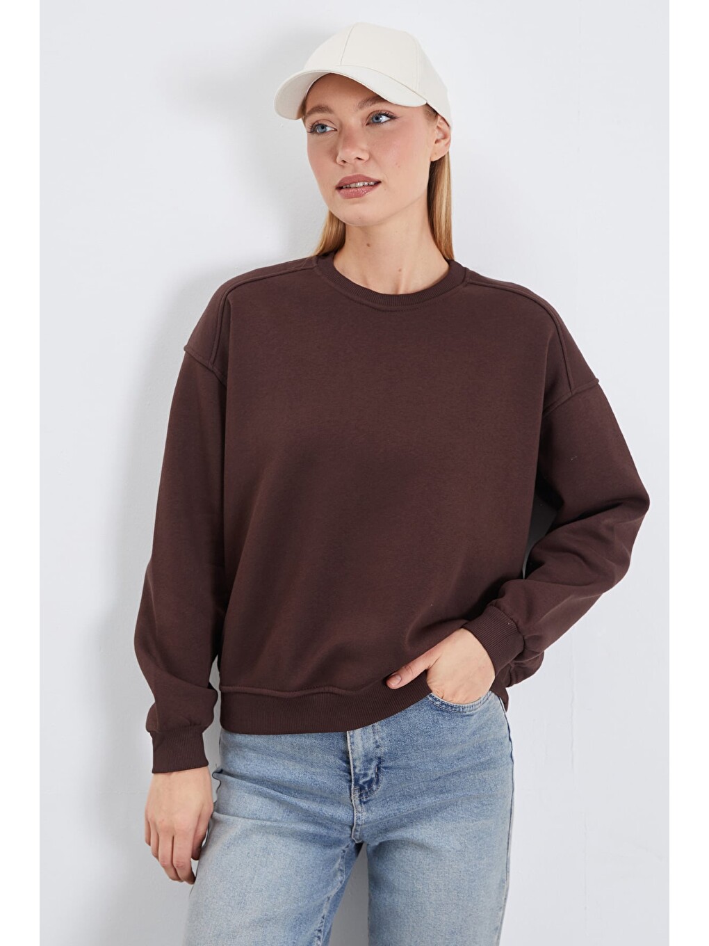 Kahverengi 3 İplik Basic Bisiklet Yaka Oversize Sweatshirt-2