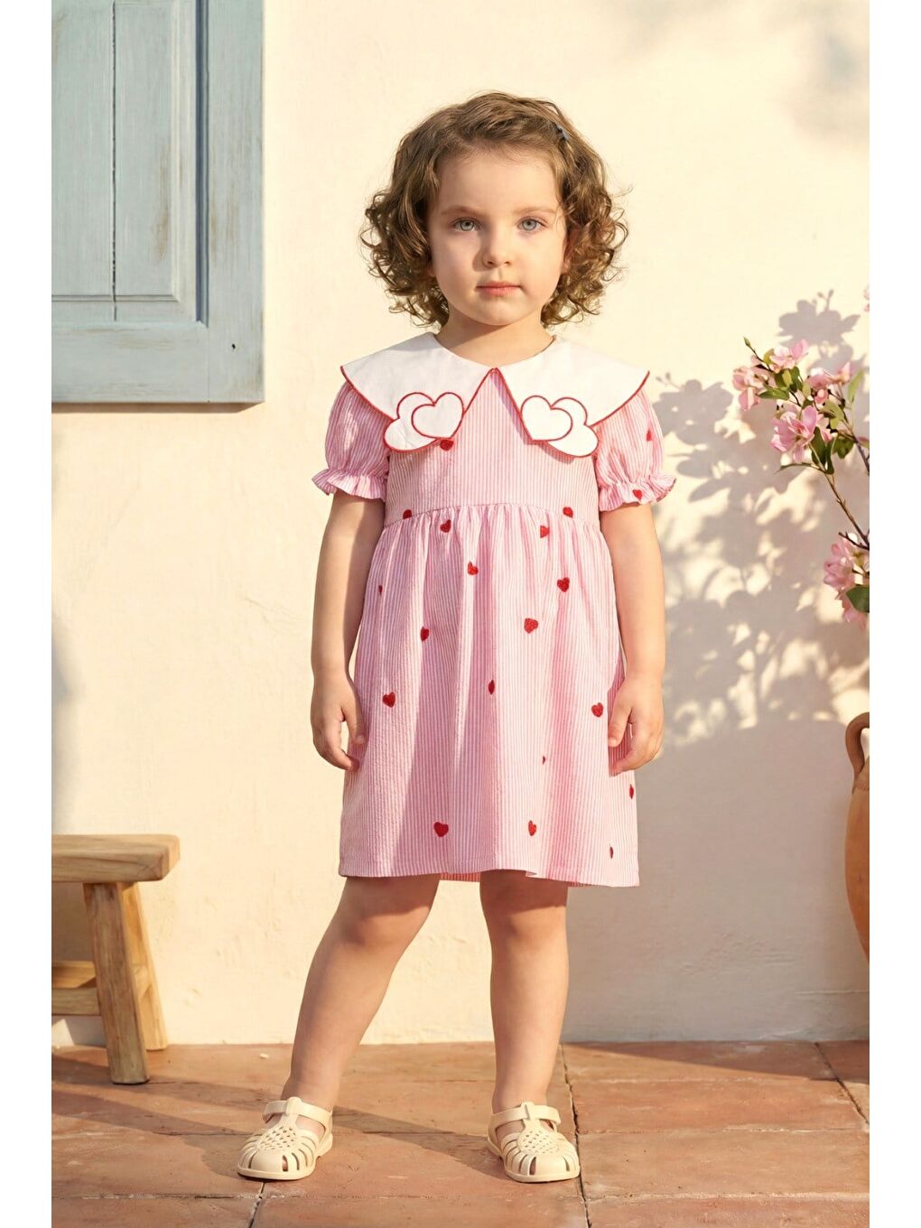 Kız Çocuk Pamuklu Pembe Çizgili Kalp Nakışlı Yakalı Elbise-2