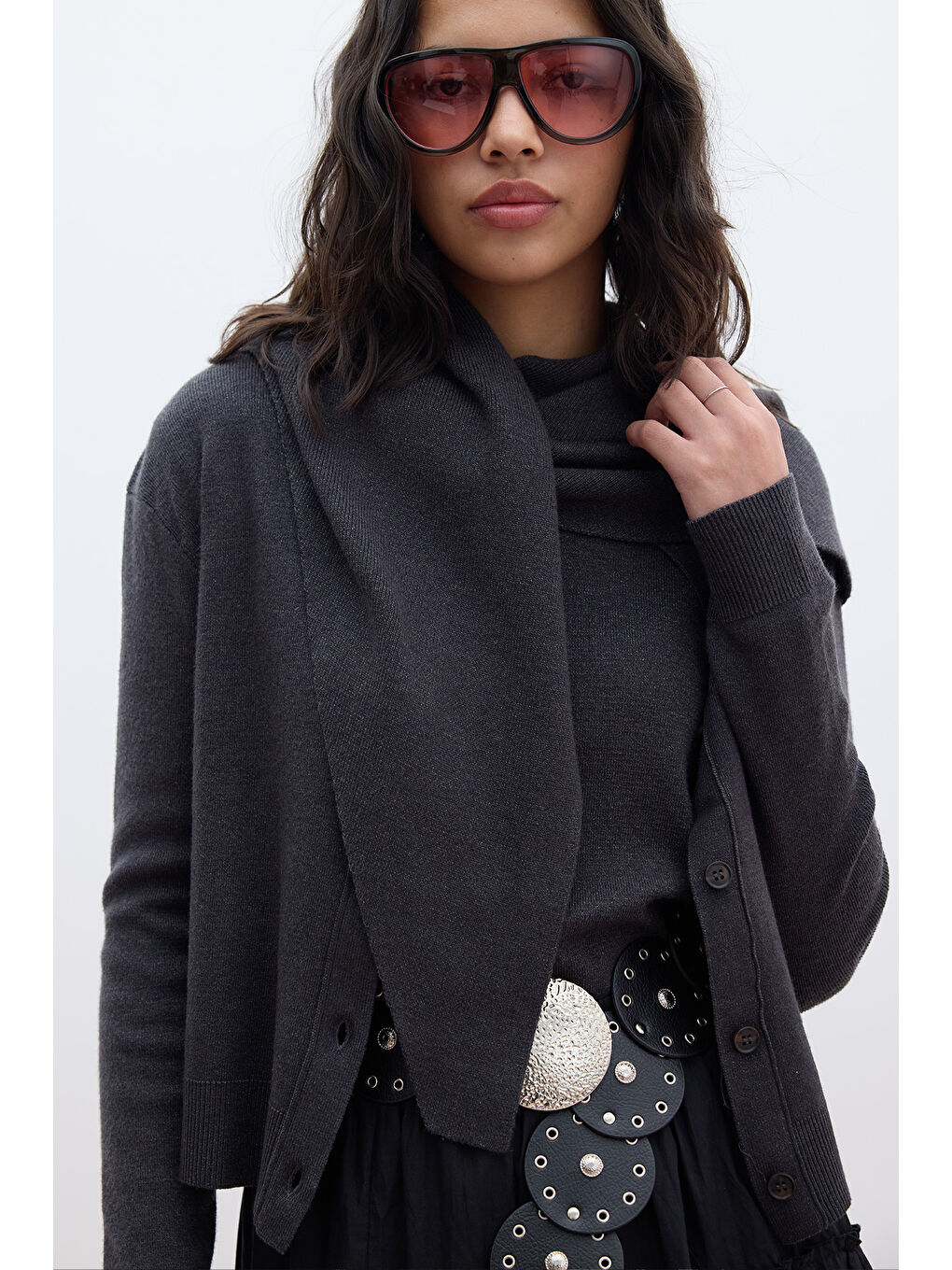 Yumuşak Dokulu Üçgen Atkı Antrasit-1