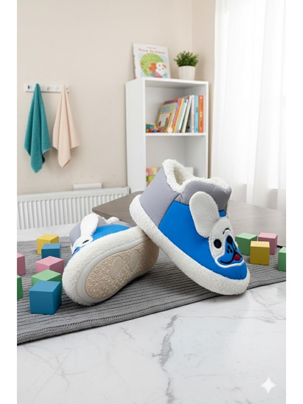 Mavi Dogg Desenli Kaydırmaz Taban Su İtici Kürklü Kreş Ev Okul Ayakkabısı Bebek Çocuk Panduf Ev Botu-1