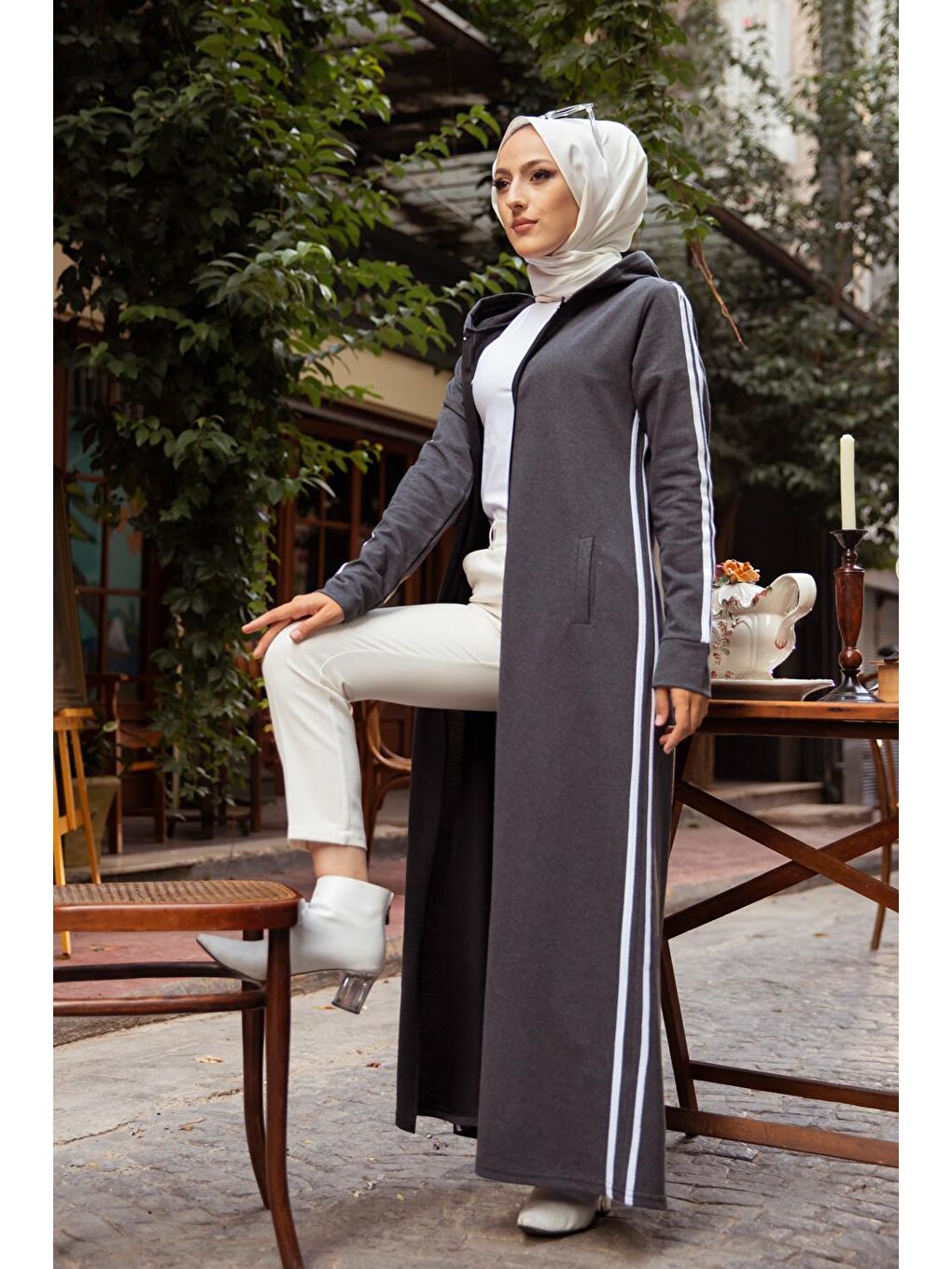 Kapüşonlu Kadın Antrasit Ferace- 4133