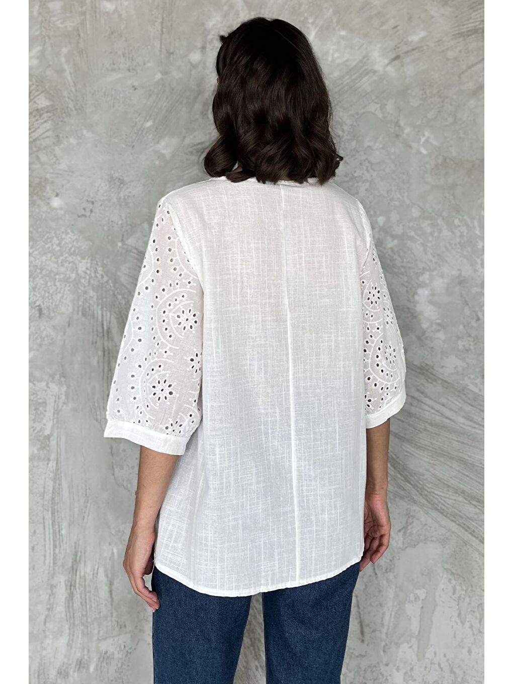 Ekru Kadın Nakışlı Keten Bluz-2