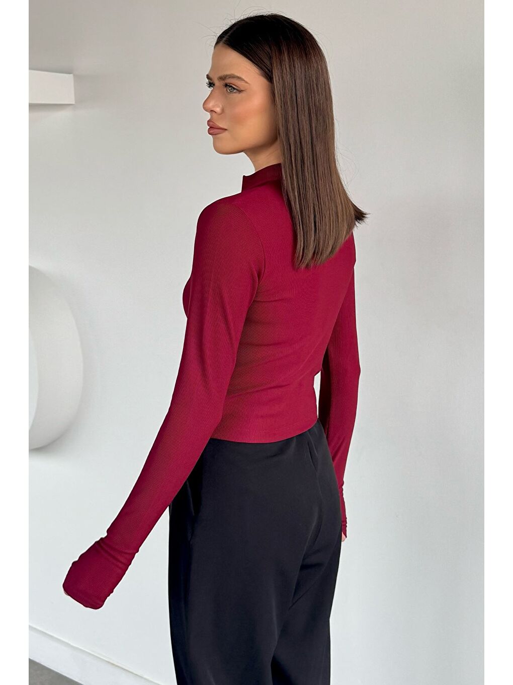 Bordo Kadın Ön Yarım Fermuarlı Kendinden Çizgi Desenli Bluz-3