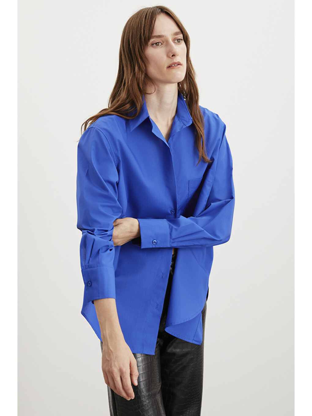 Celıa Kadın %100 Organik Pamuklu Oversize Fit Bol Kesim Tek Cepli Dokuma Lacivert Gömlek