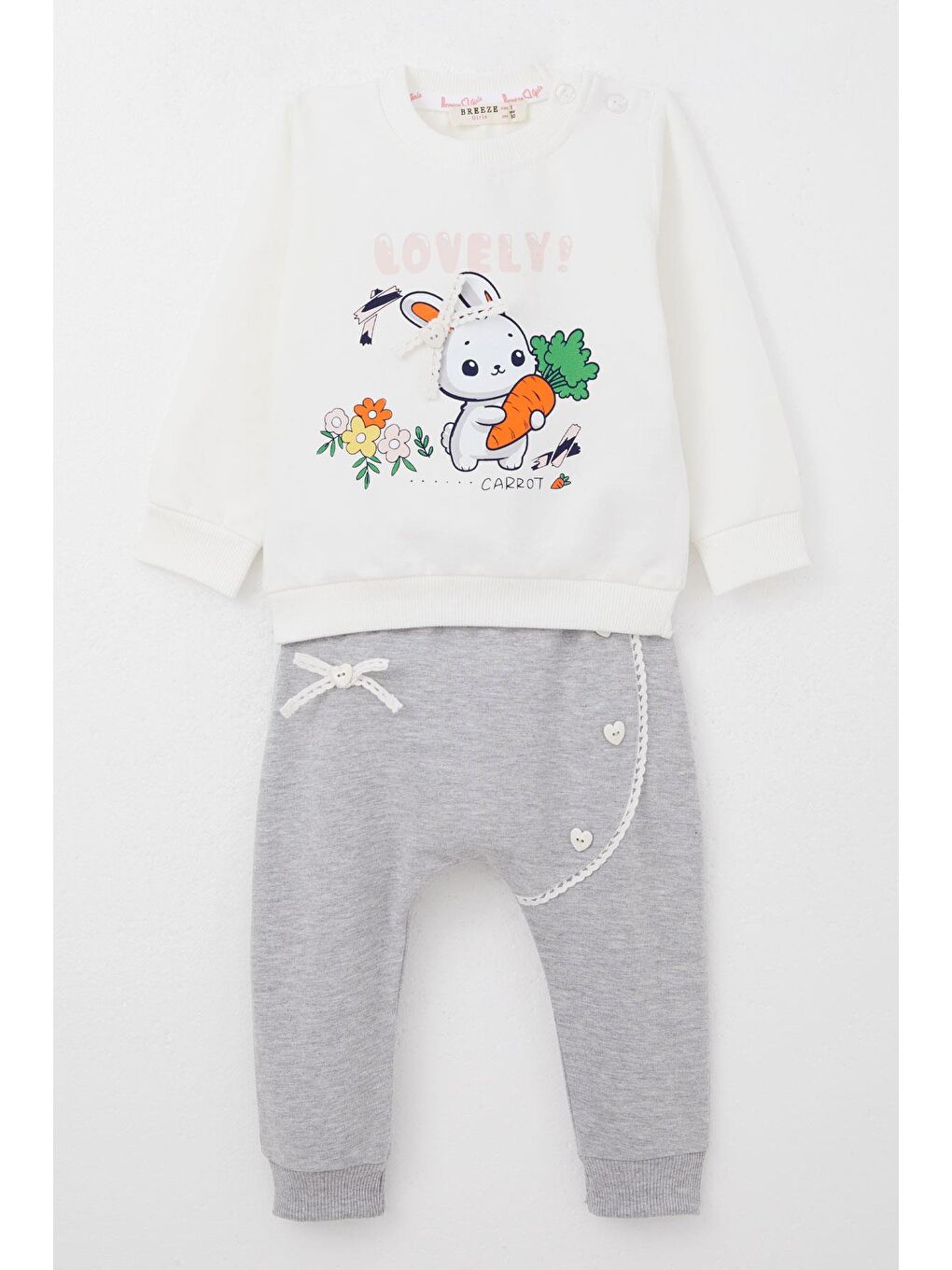 Kız Bebek Eşofman Takım Sevimli Havuçlu Tavşancık Baskılı Ekru (9 Ay-2 Yaş)