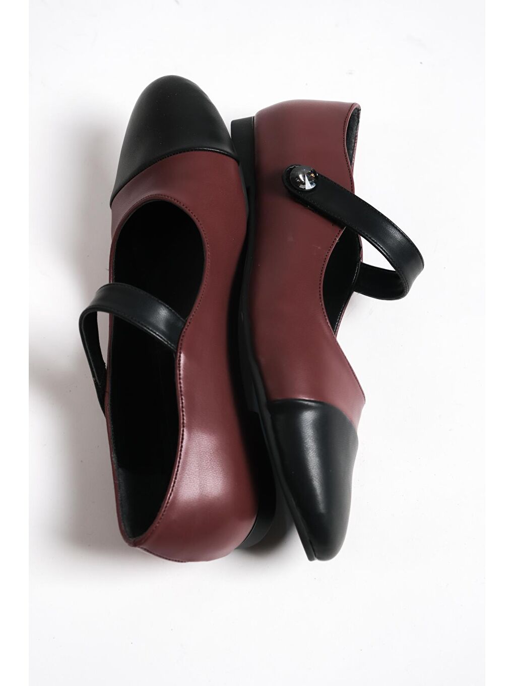 Bordo Yuvarlak Burunlu Bantlı Kadın Babet-3