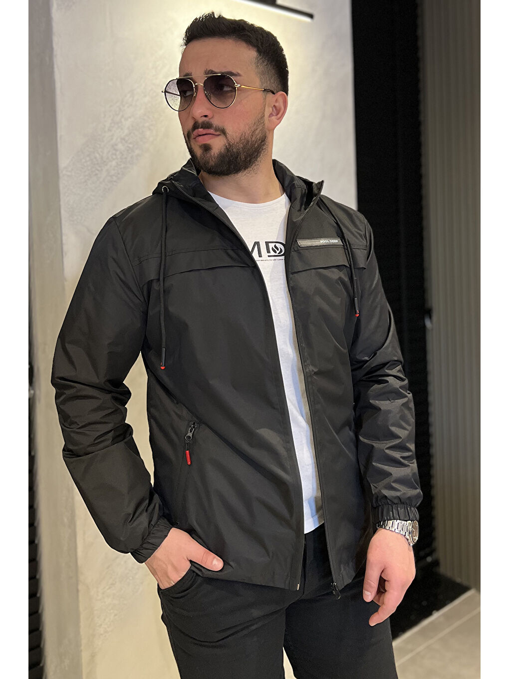 Siyah Erkek  Kapüşonlu Mevsimlik Büyük Beden Mont